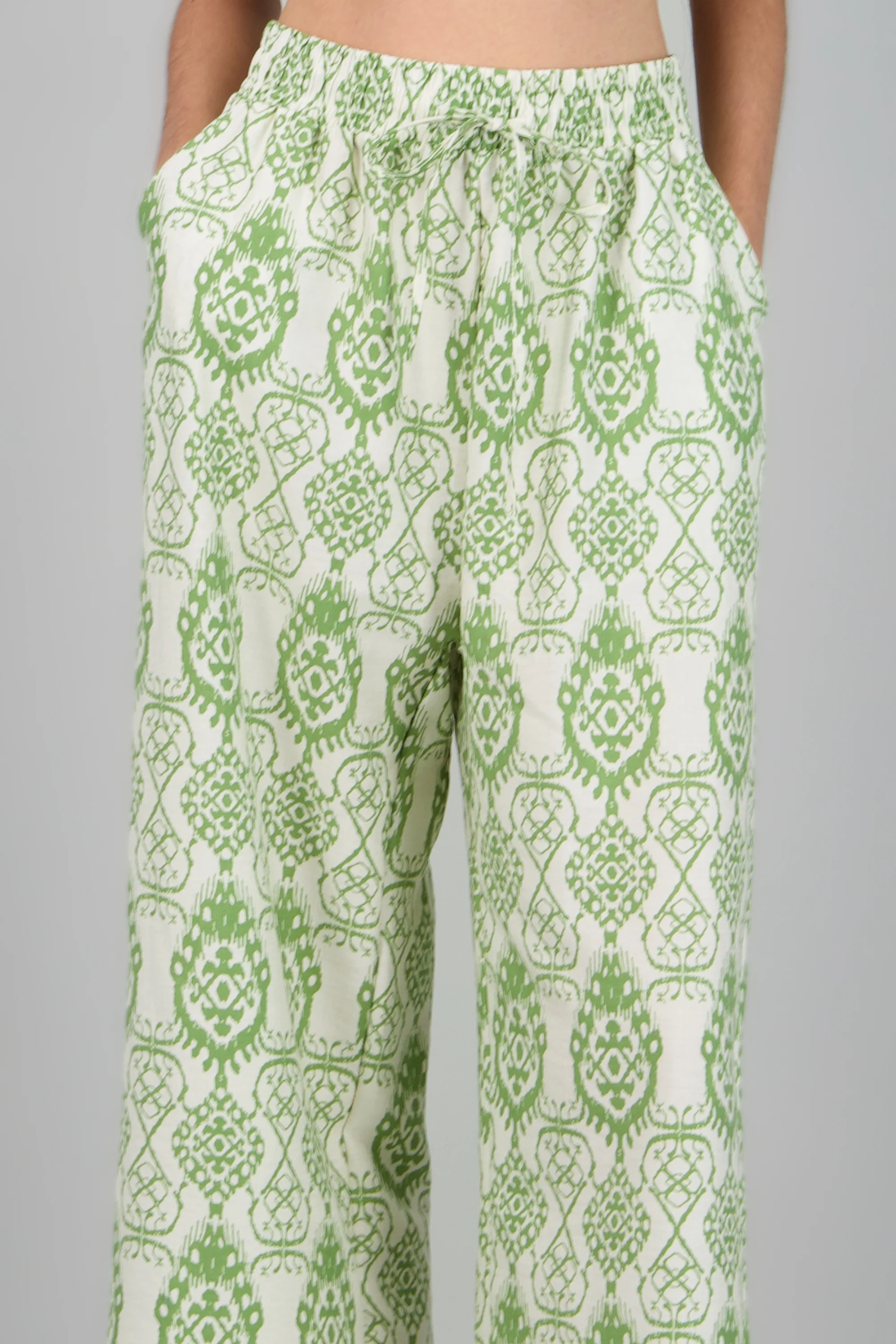 Pantalón fluido estampado - Image 5