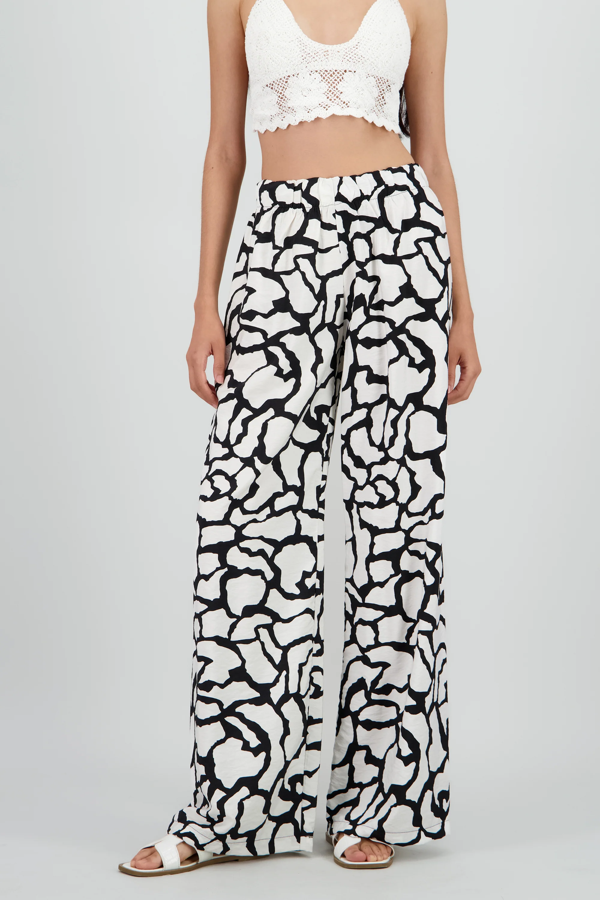 Pantalon fluido estampado geometrico - Image 2