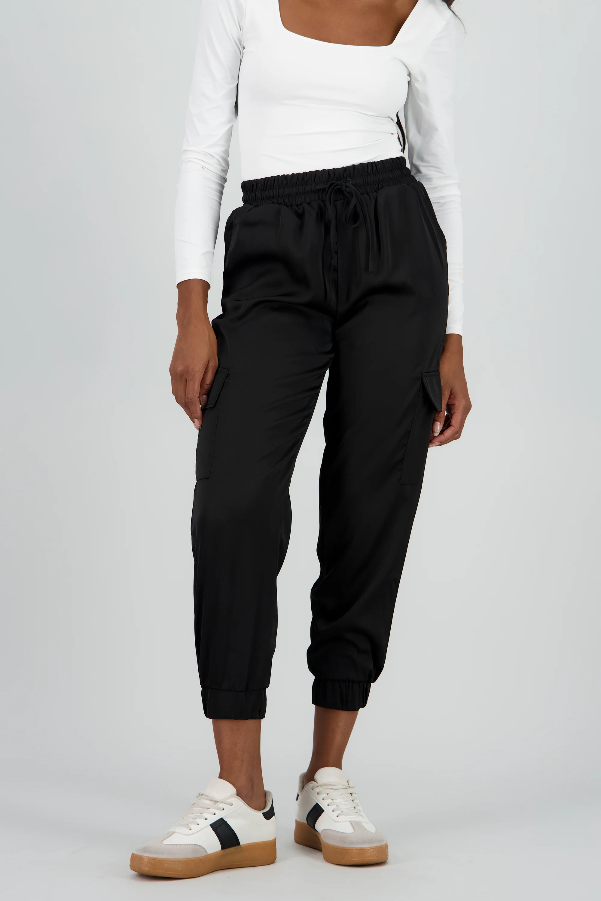 Pantalon jogger bolsas cargo - Image 2