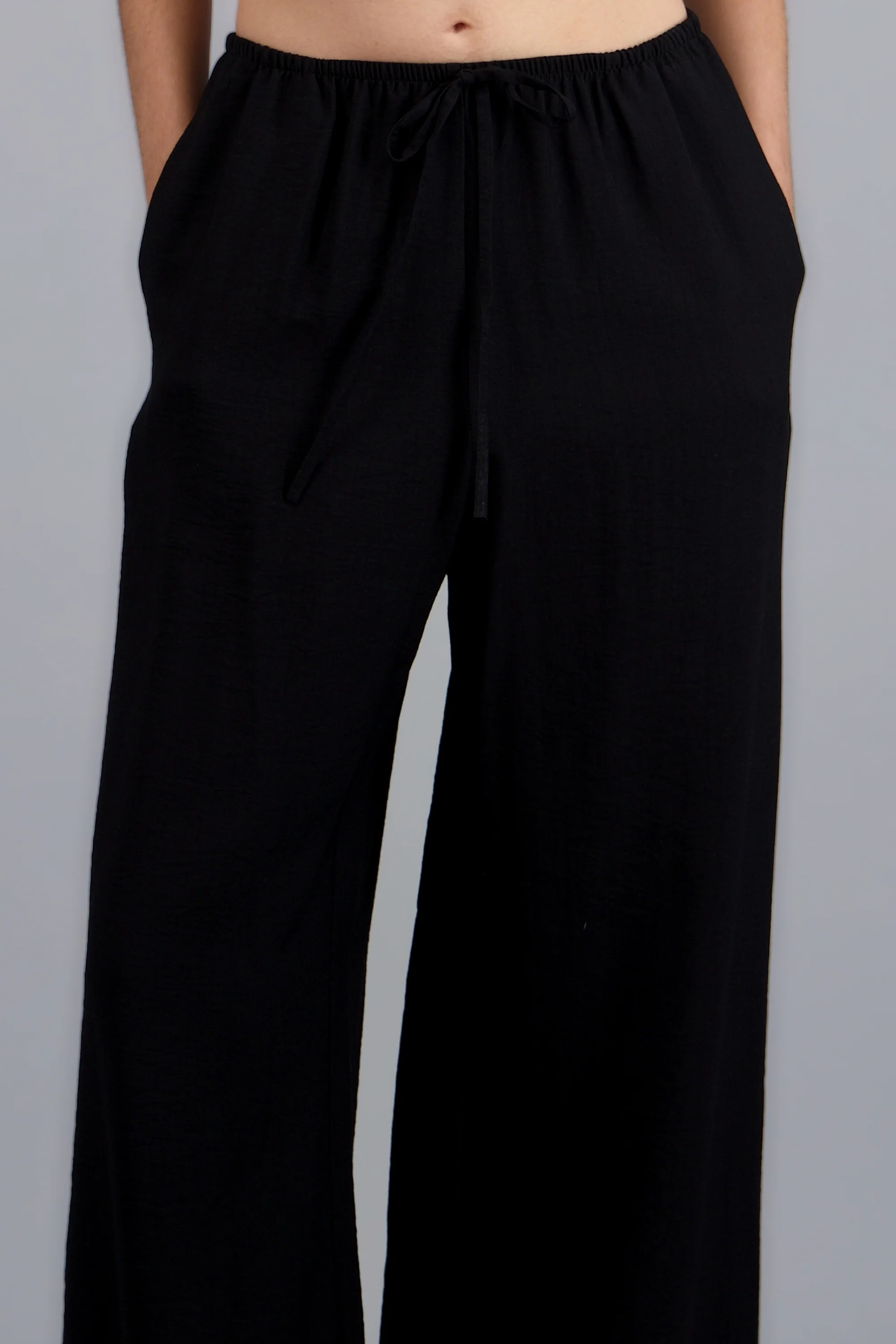Pantalon ligero pretina ajustable - Image 5