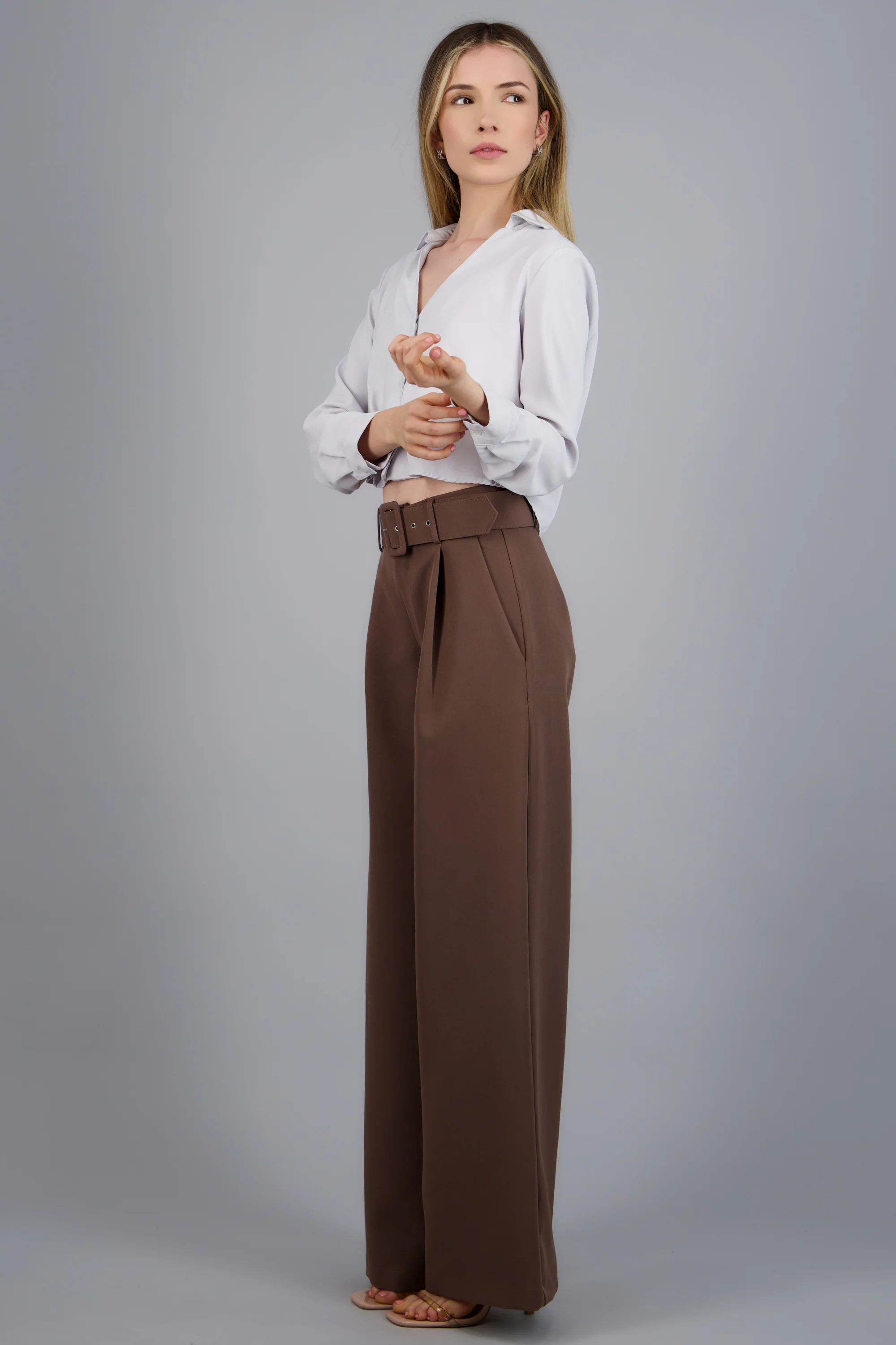 Pantalón liso cinturón - Image 2