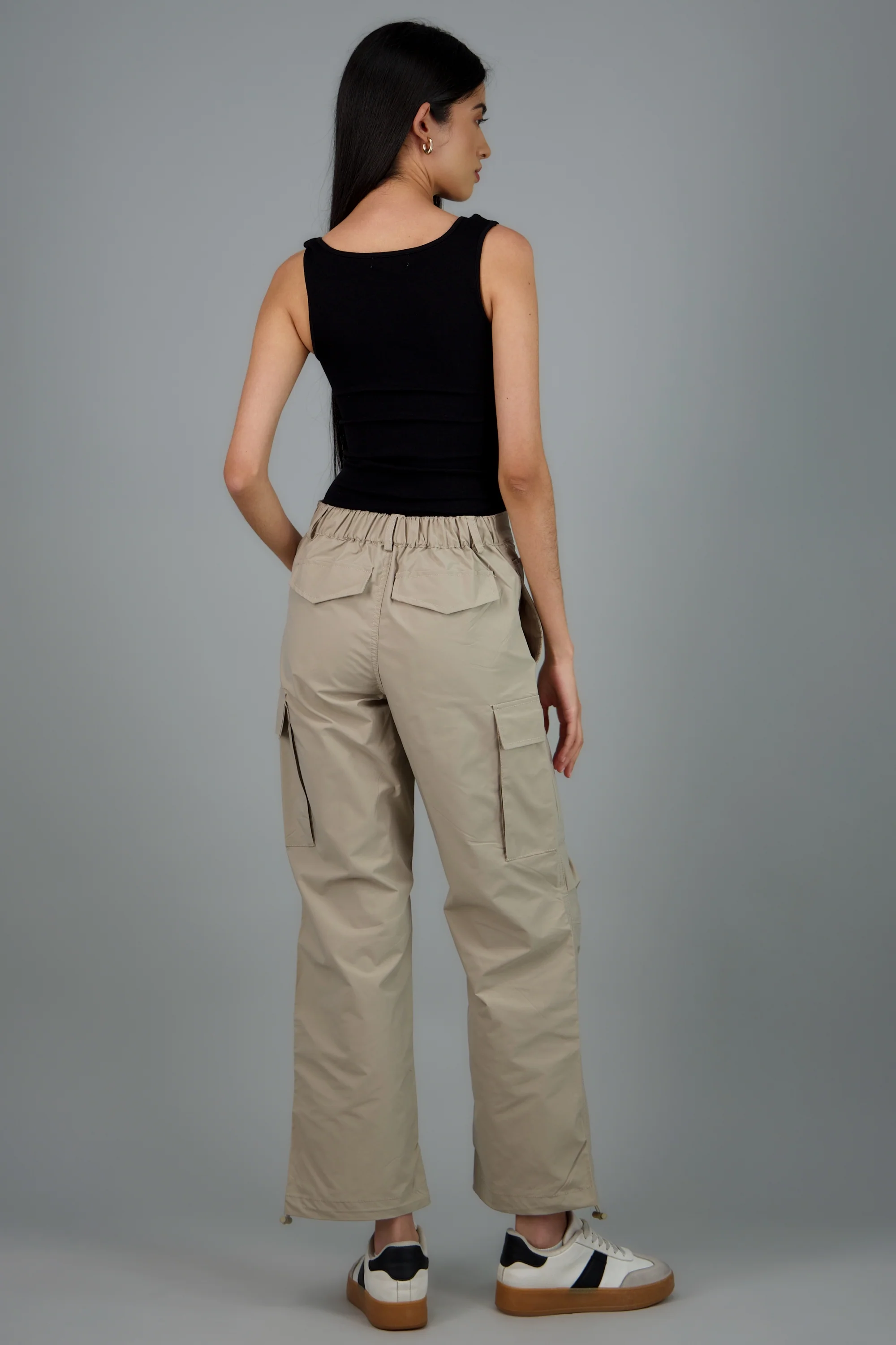 Pantalon parachute liso - Image 3