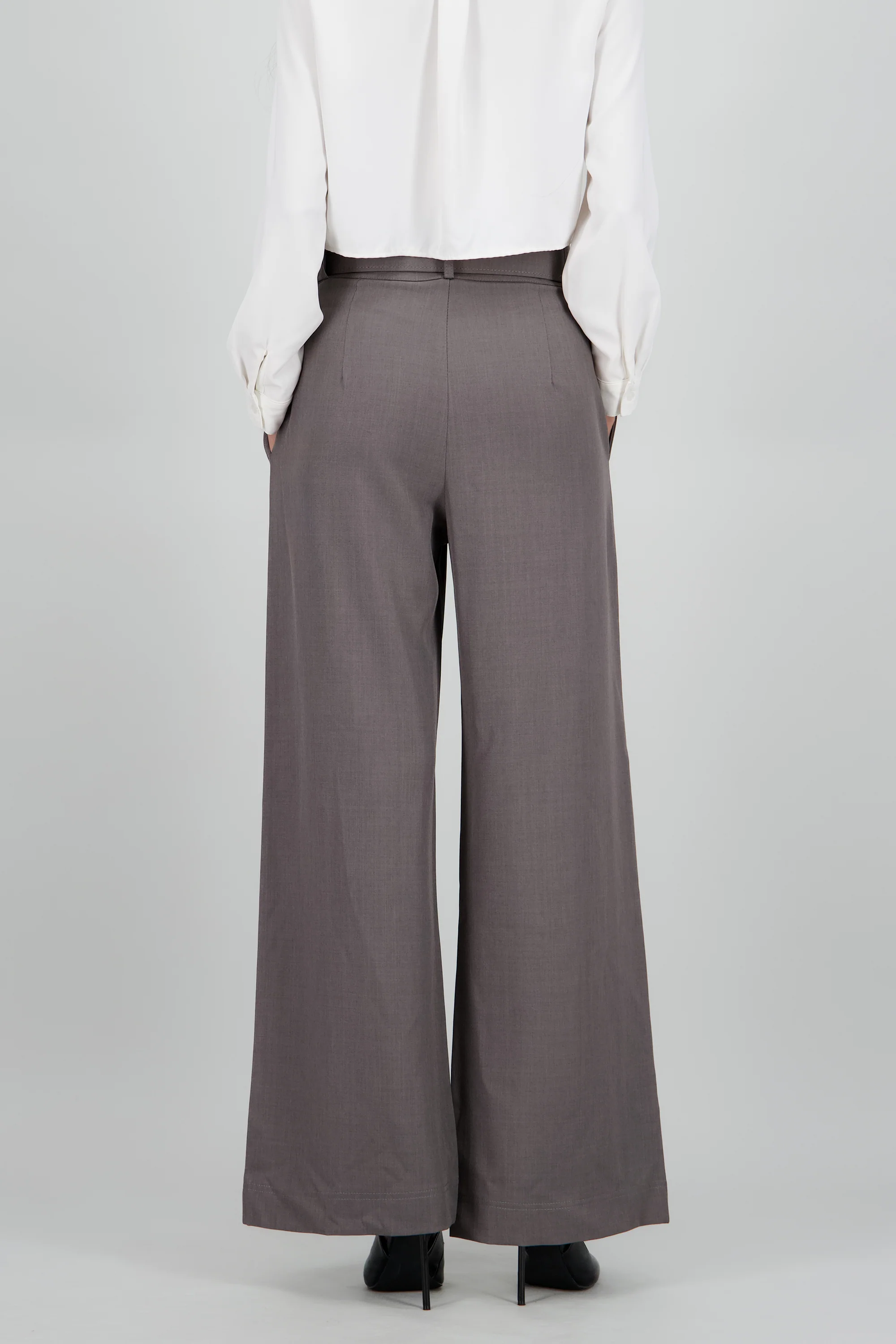 Pantalon pinzas detalle cinturon - Image 4