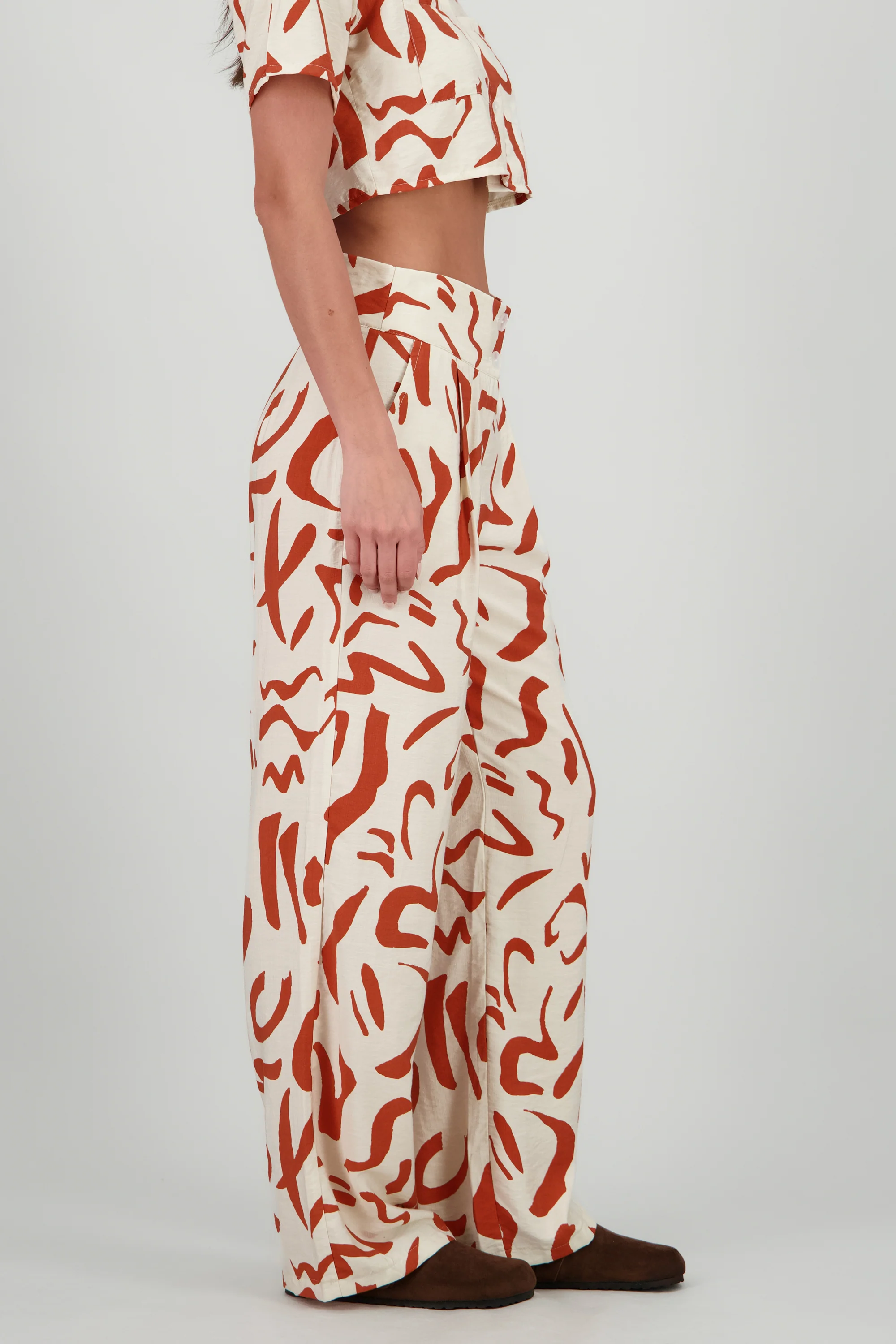 Pantalon pretina ancha estampado geometrico - Image 3