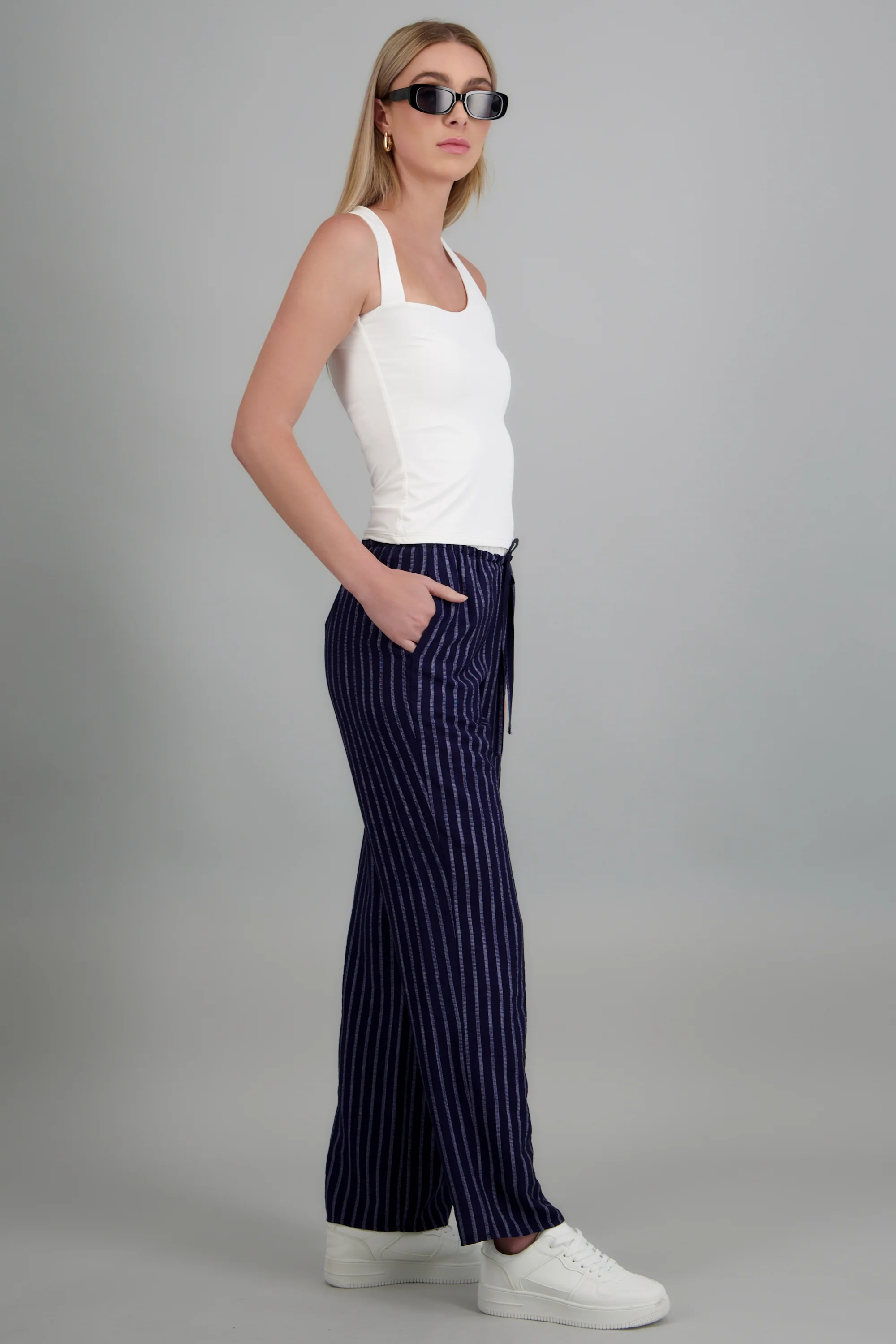 Pantalon rayado detalle pretina - Image 4