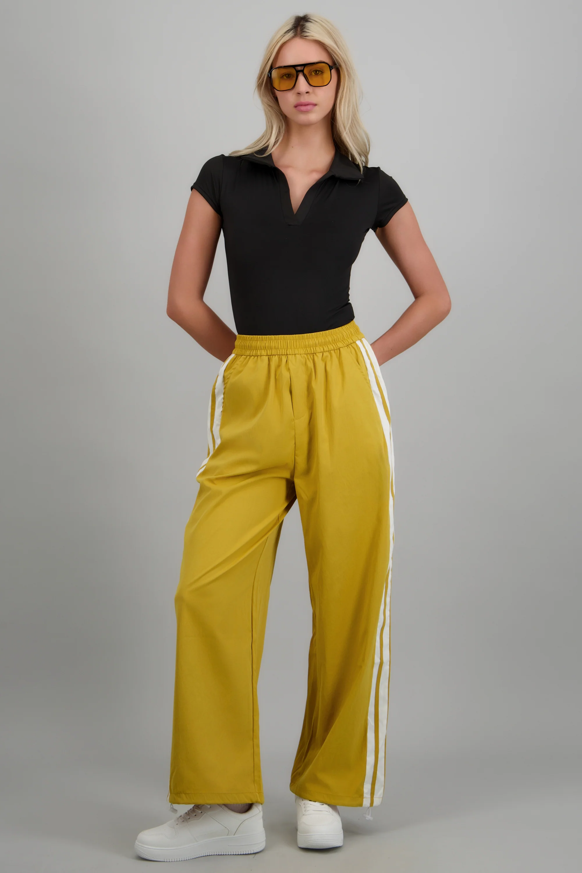 Pantalon rayas en costados - Image 3