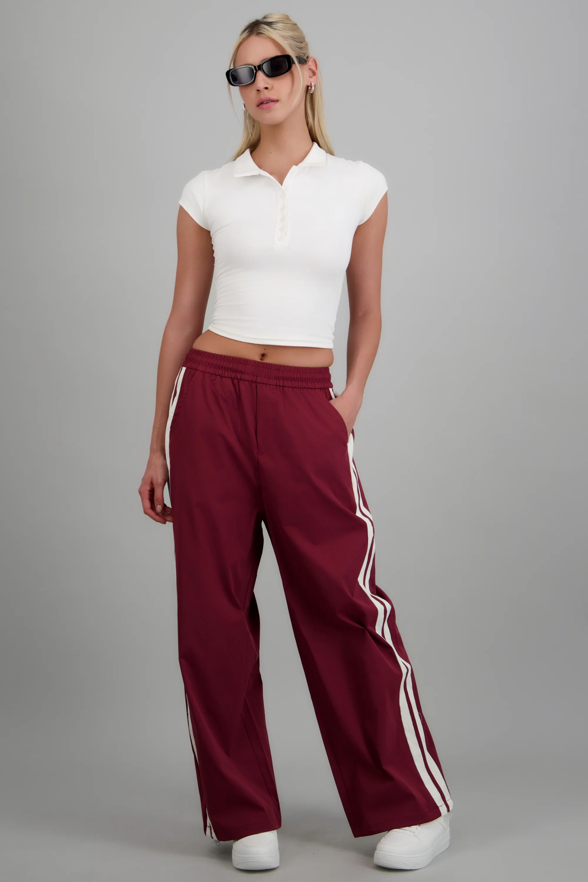 Pantalon rayas en costados