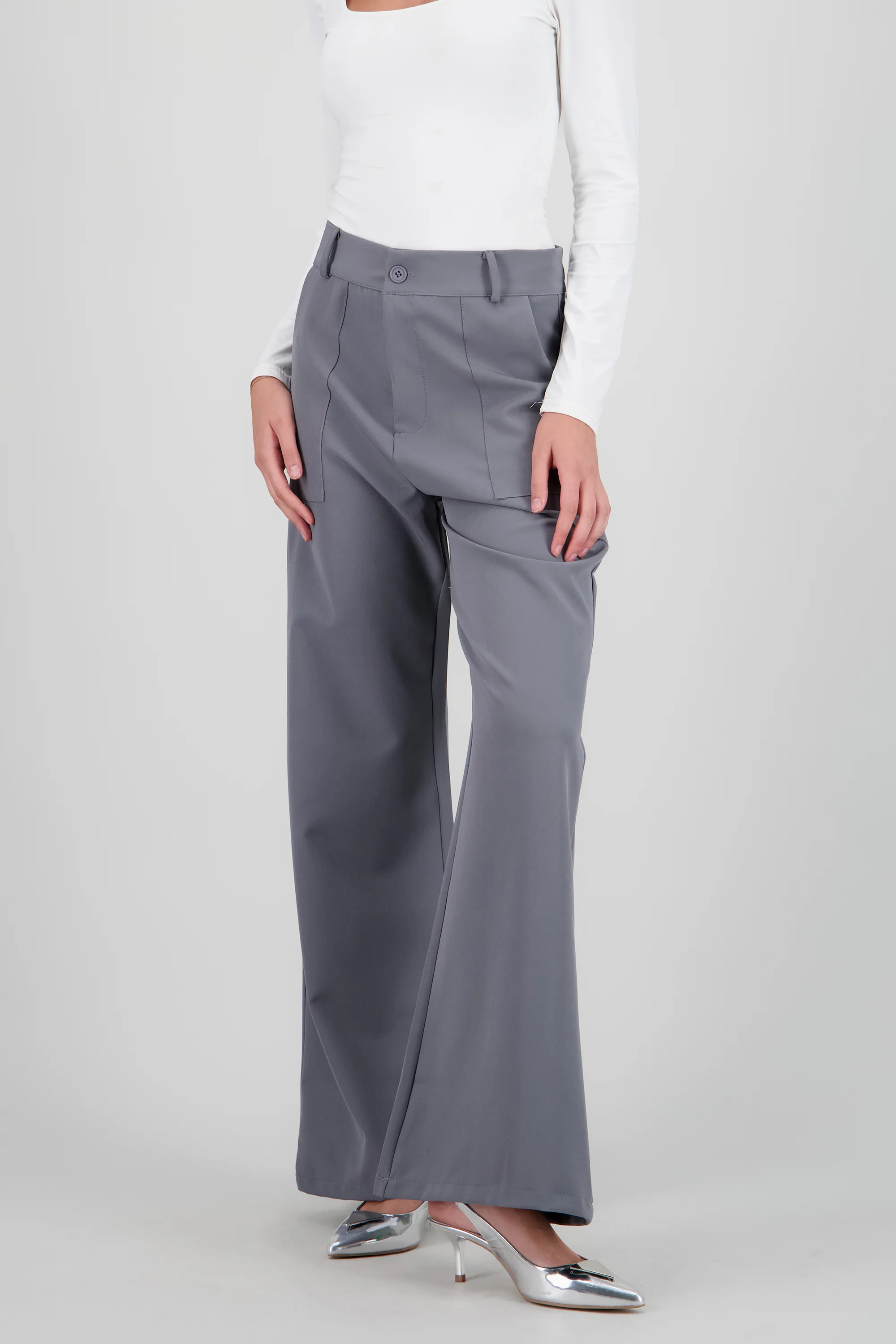 Pantalon recto con bolsillos curveados - Image 2