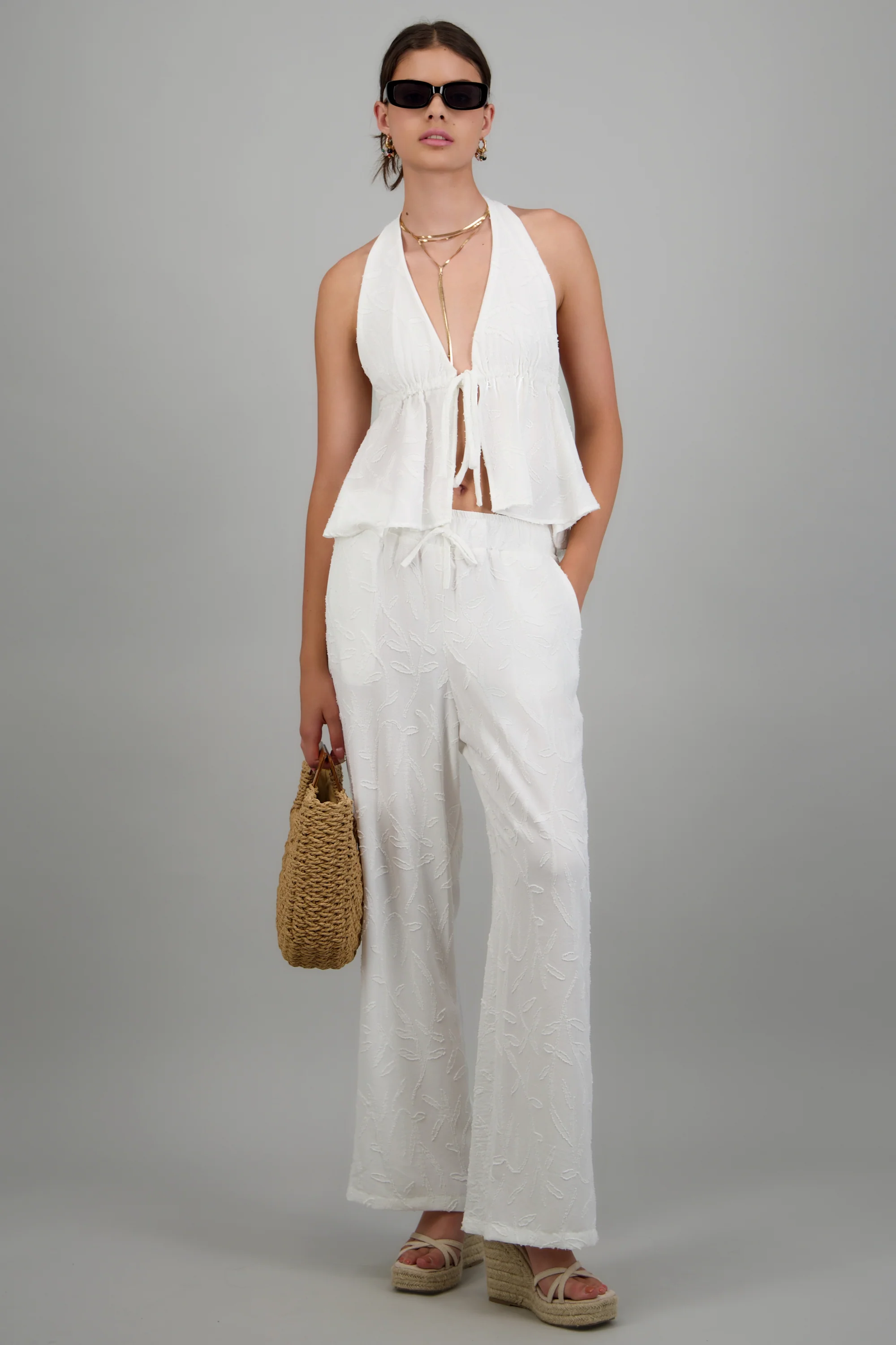 Pantalon recto detalle textura