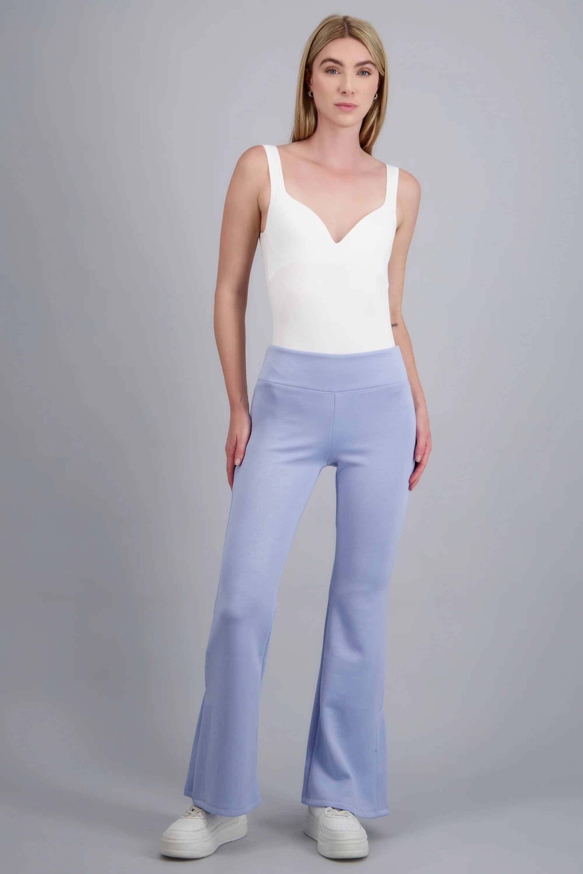 pantalon recto tacto suave
