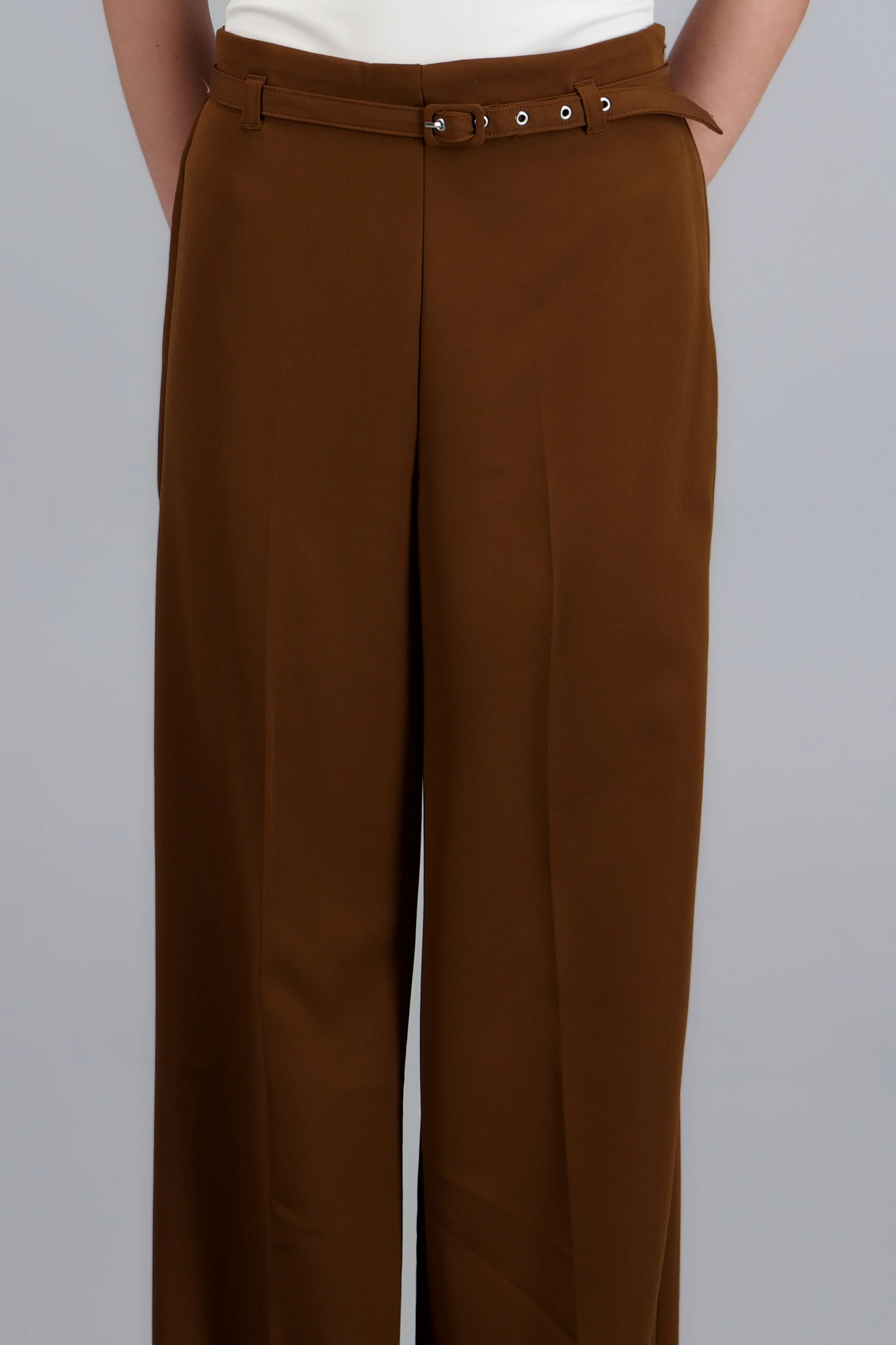 Pantalon sastreado detalle cinturon - Image 5