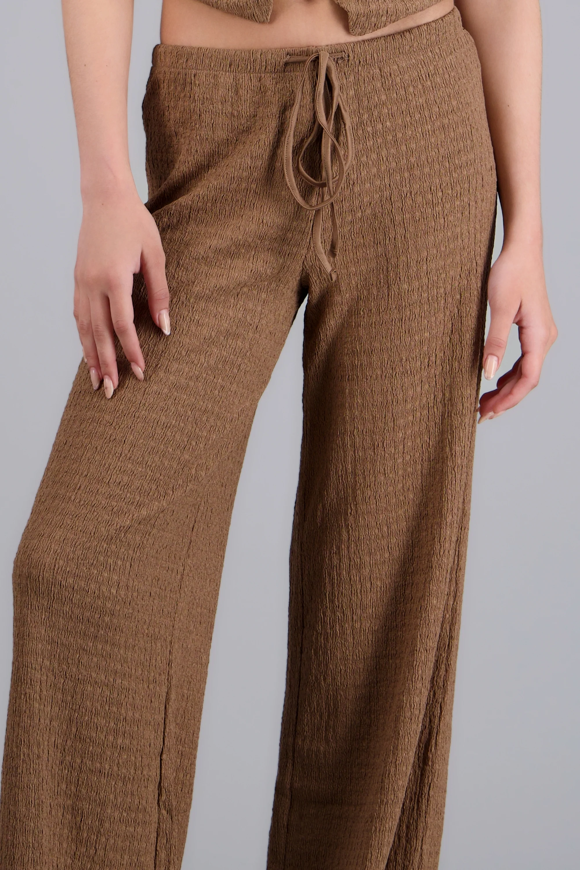 Pantalón textura jareta funcional - Image 5