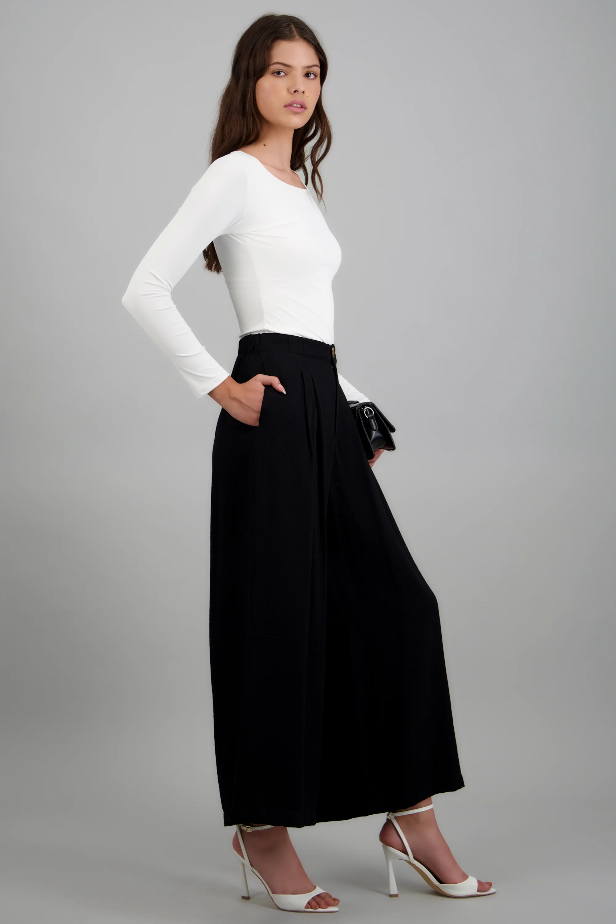 Pantalon wide detalle pinzas - Image 2