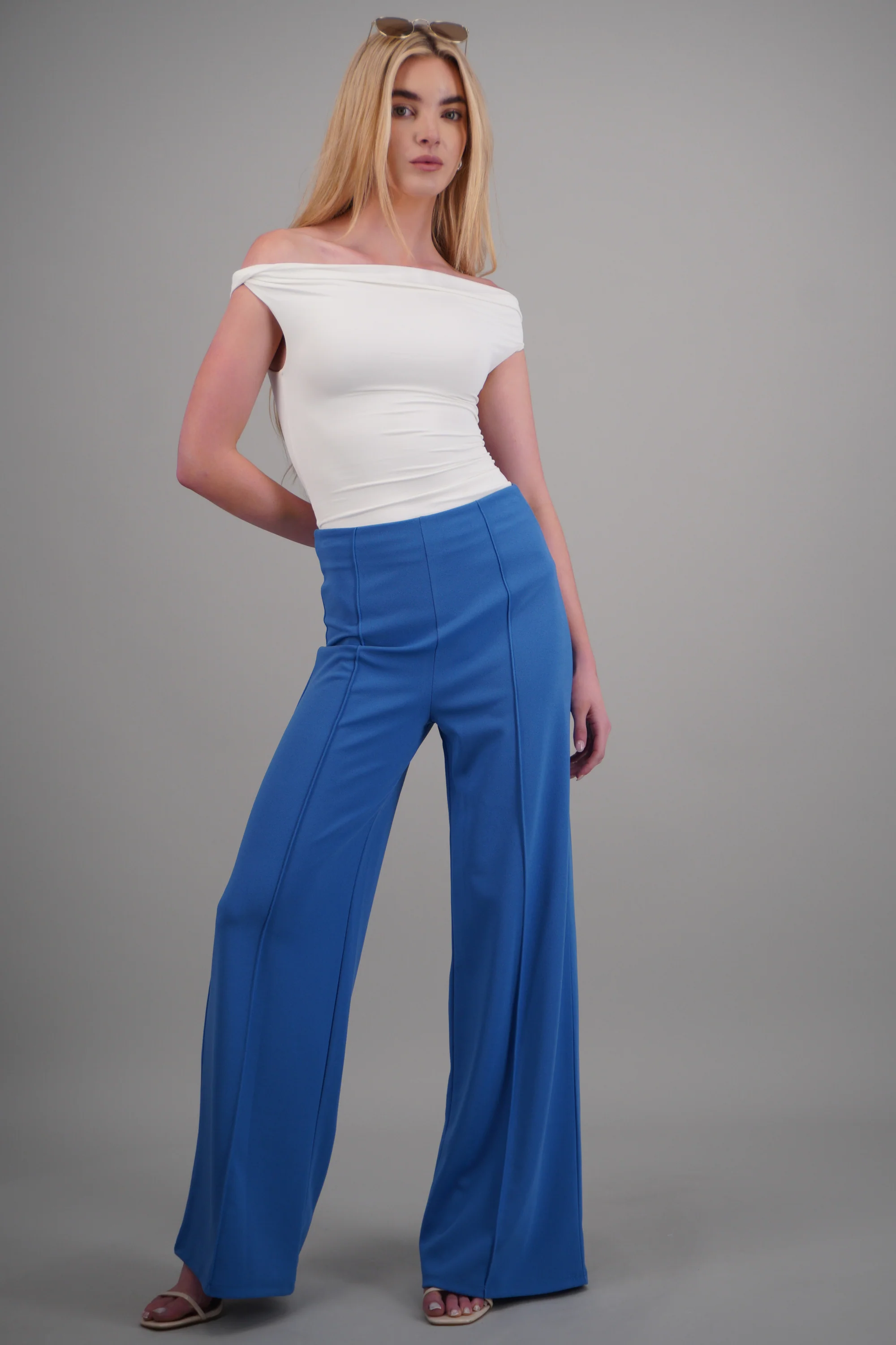 Pantalón Wide Leg Cintura Alta Costuras