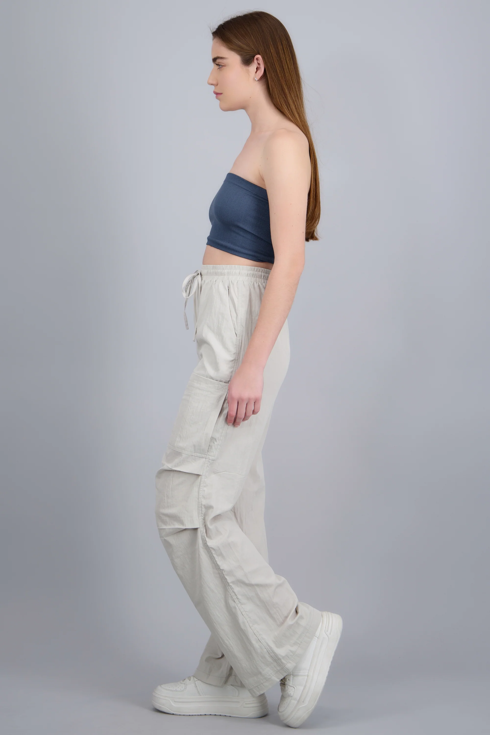 Pantalón wide leg con bolsas - Image 3
