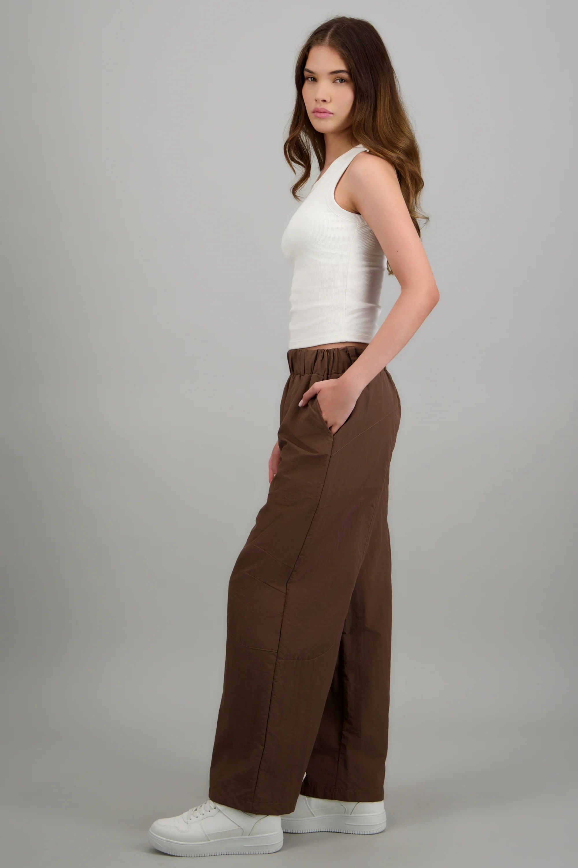 Pantalon wide leg detalle cinturon - Image 4