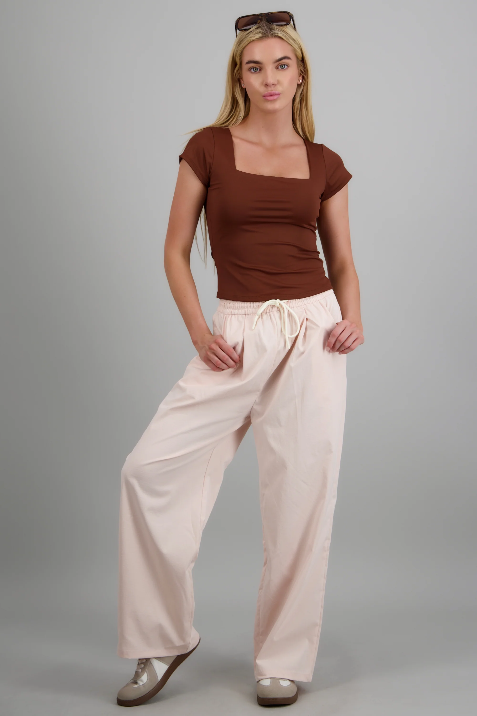Pantalones con jareta