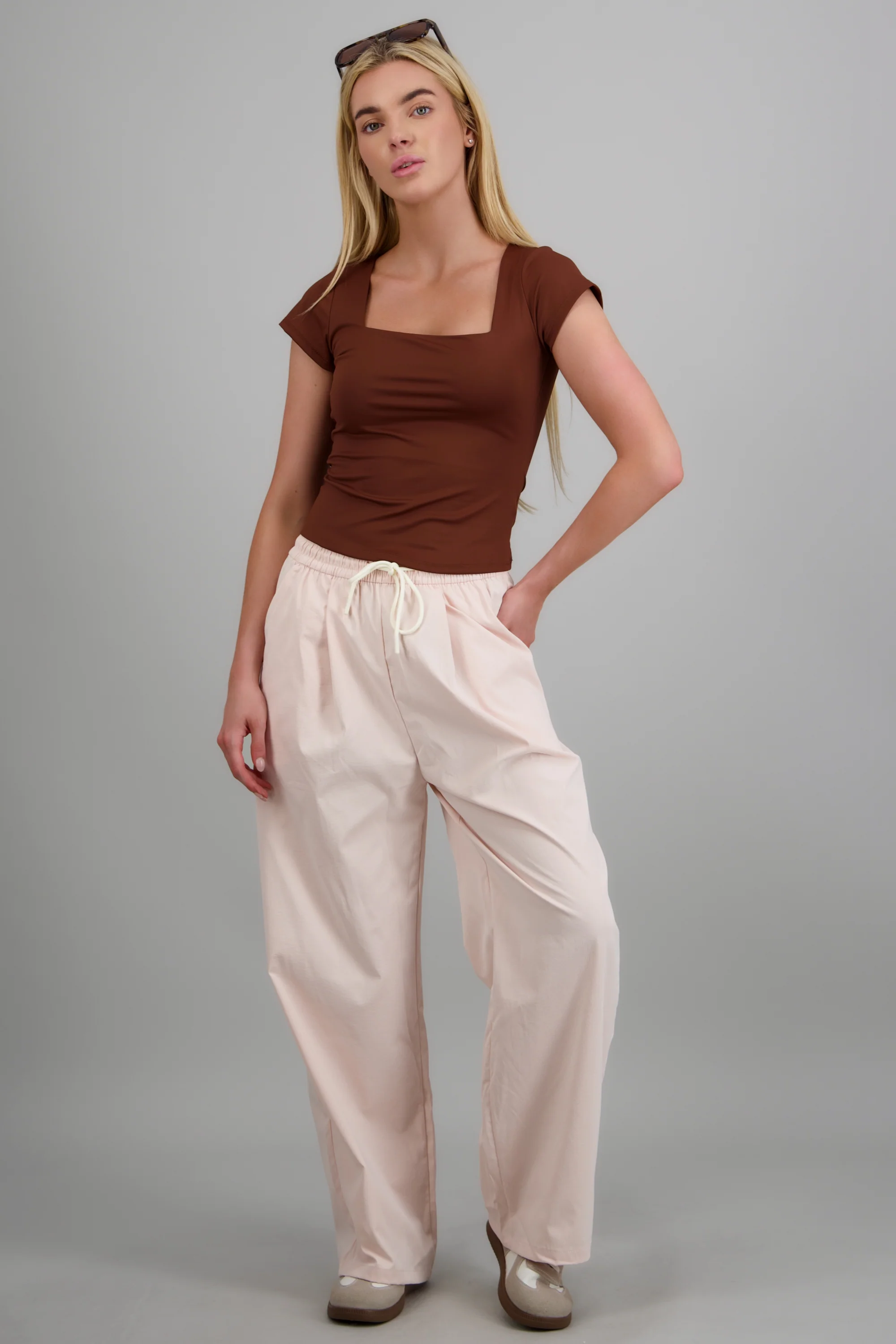 Pantalones con jareta - Image 3