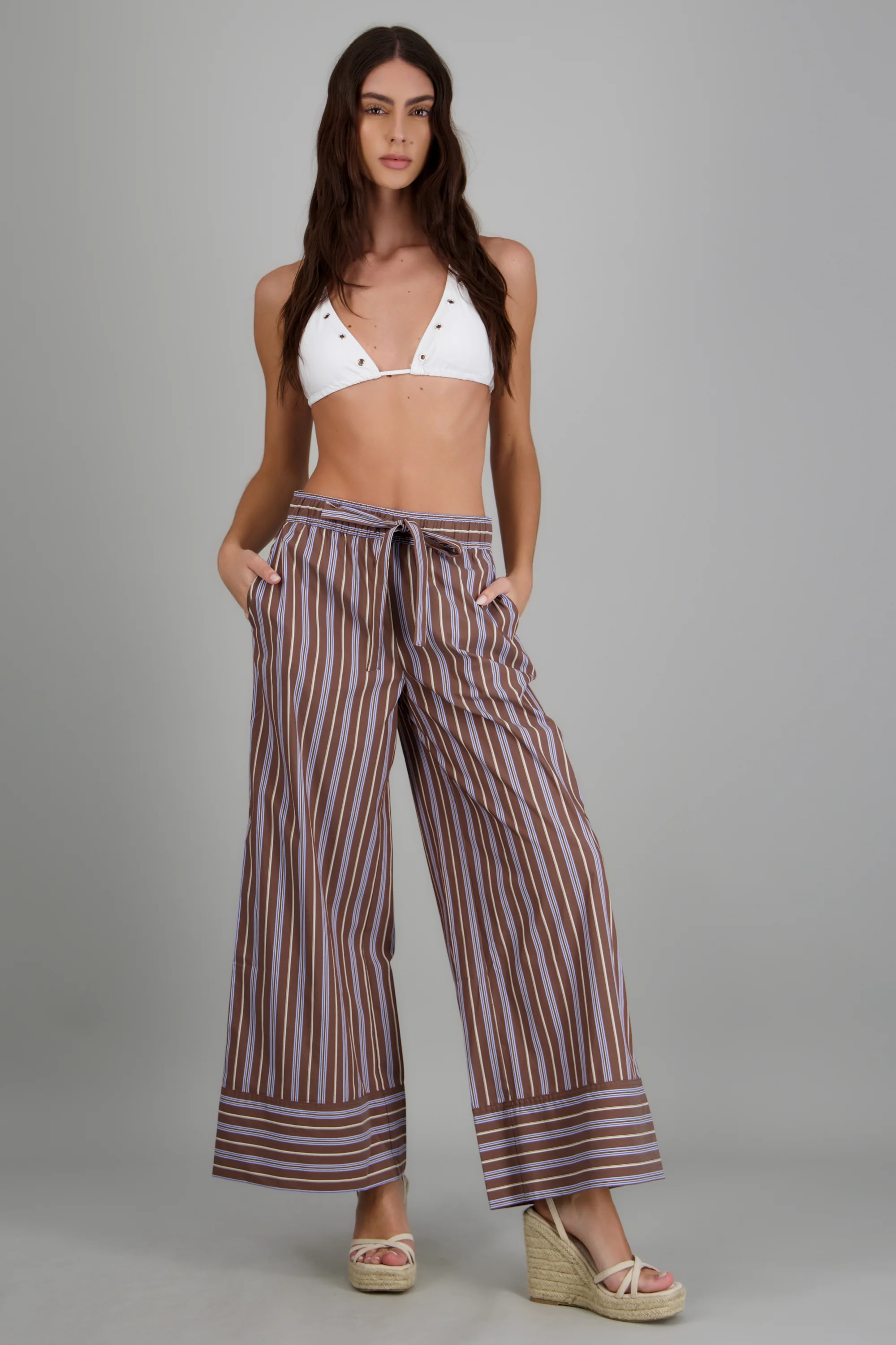 Pantalones lineas resortes
