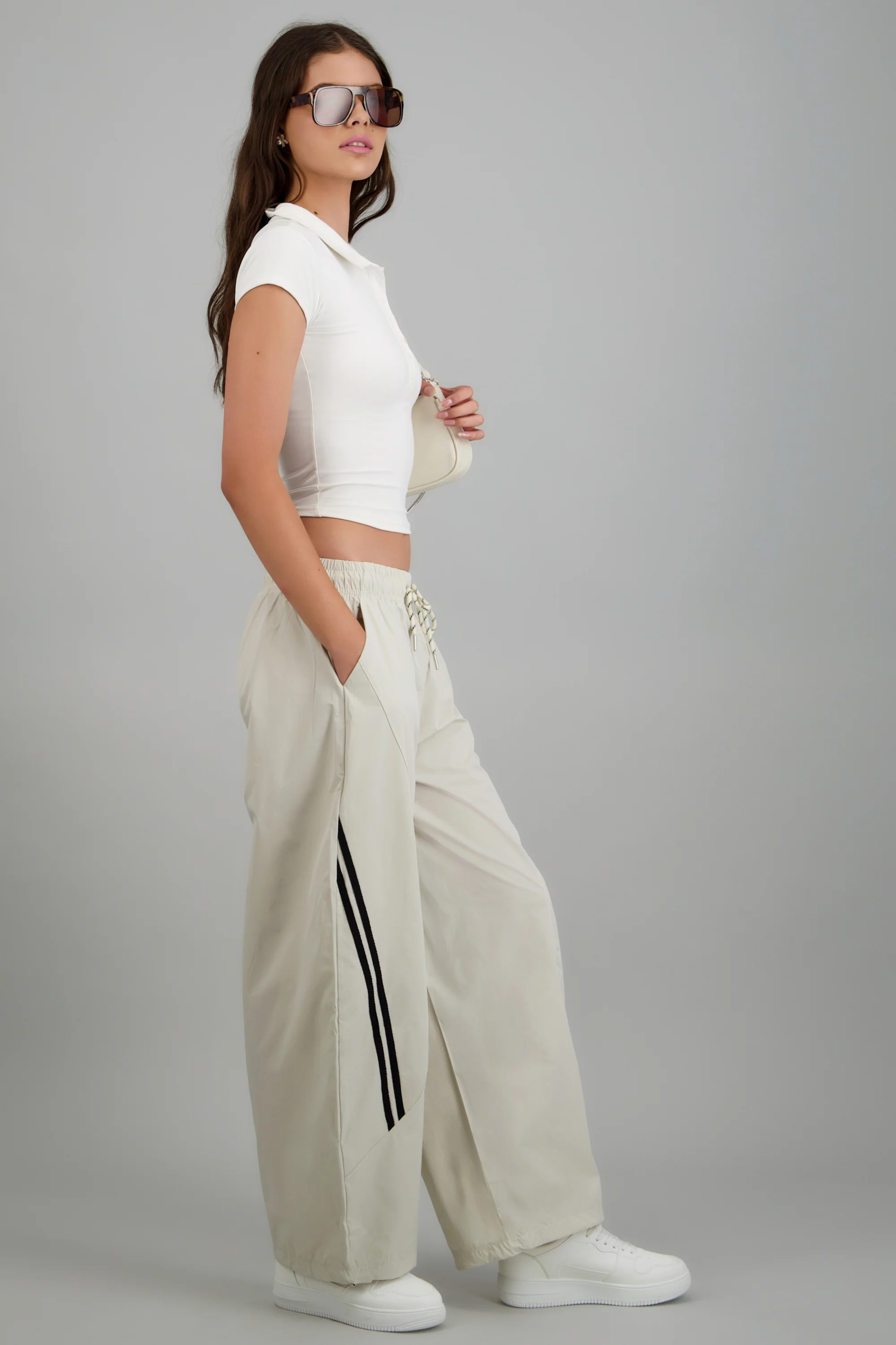 Pantalones rayas corte barrel - Image 8
