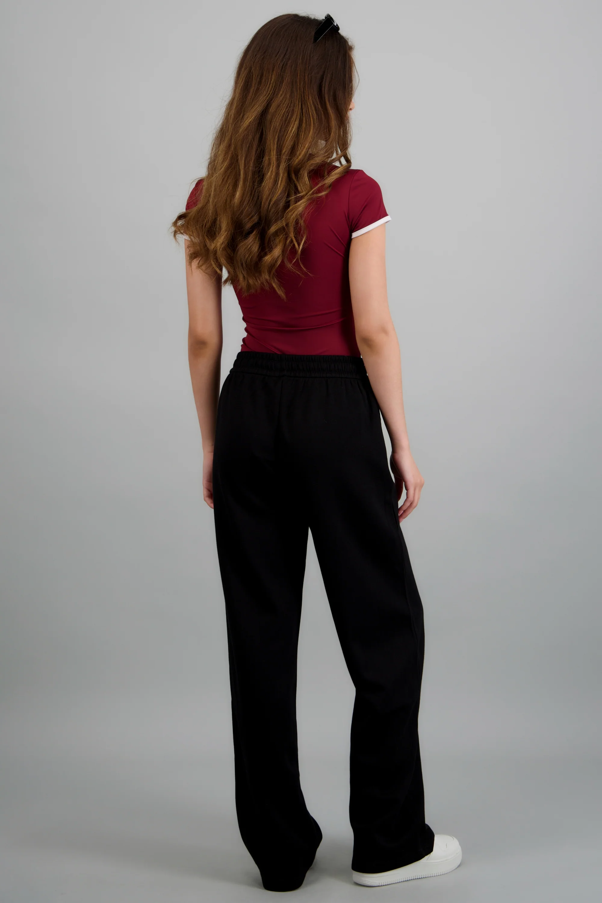 Pants lisos con bolsas - Image 5