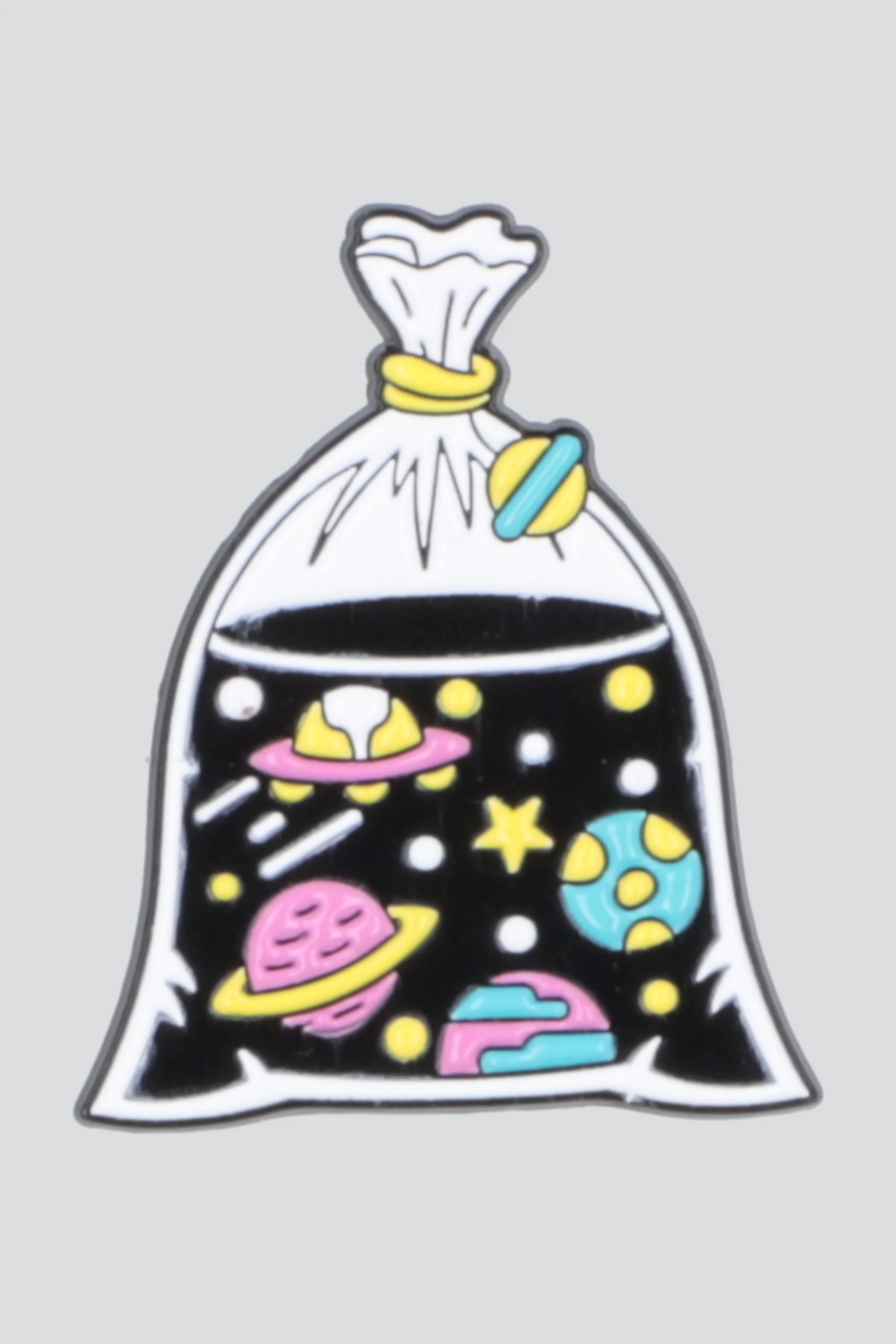 Pin bolsa espacial
