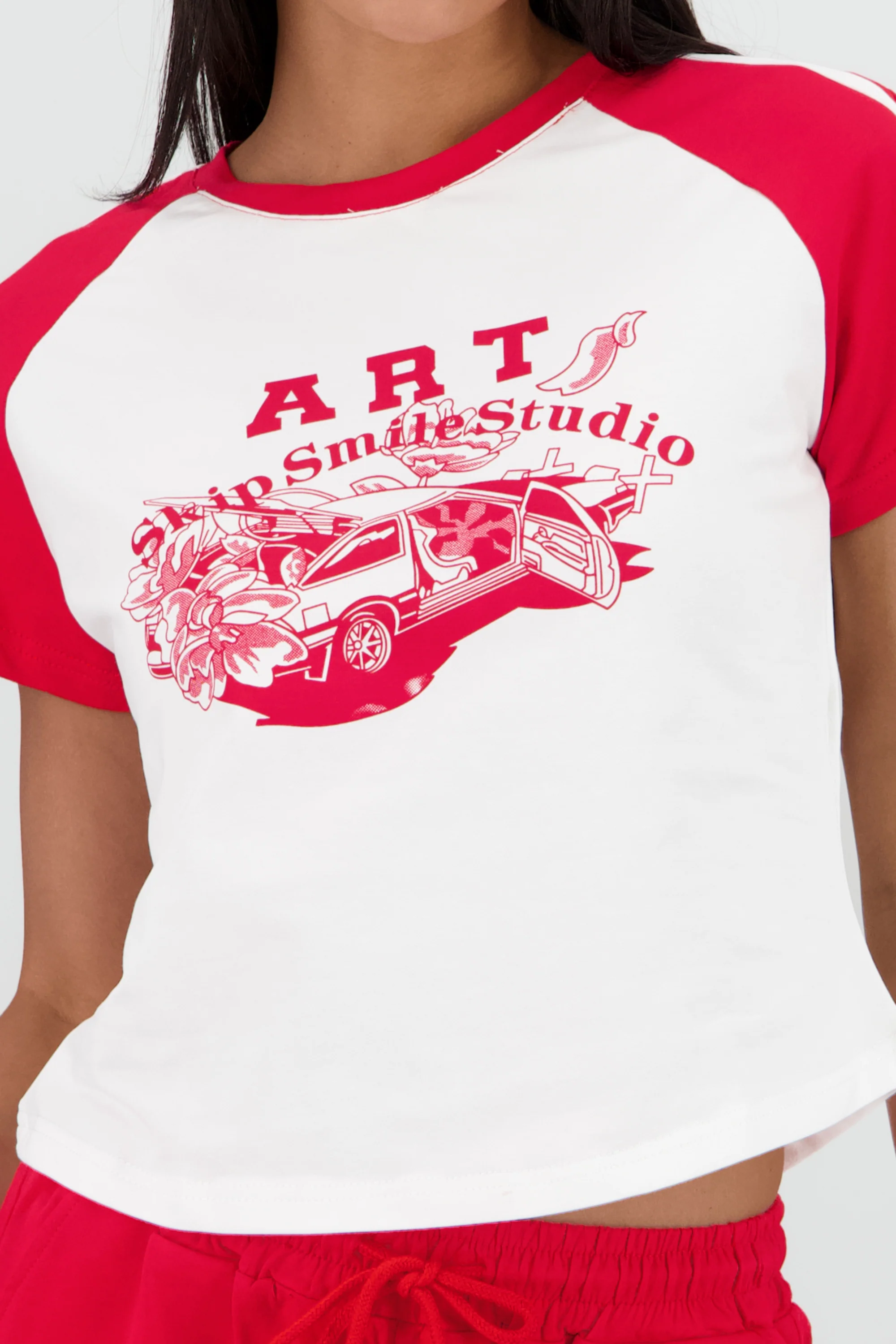 Playera crop detalle estampado contraste mangas - Image 5