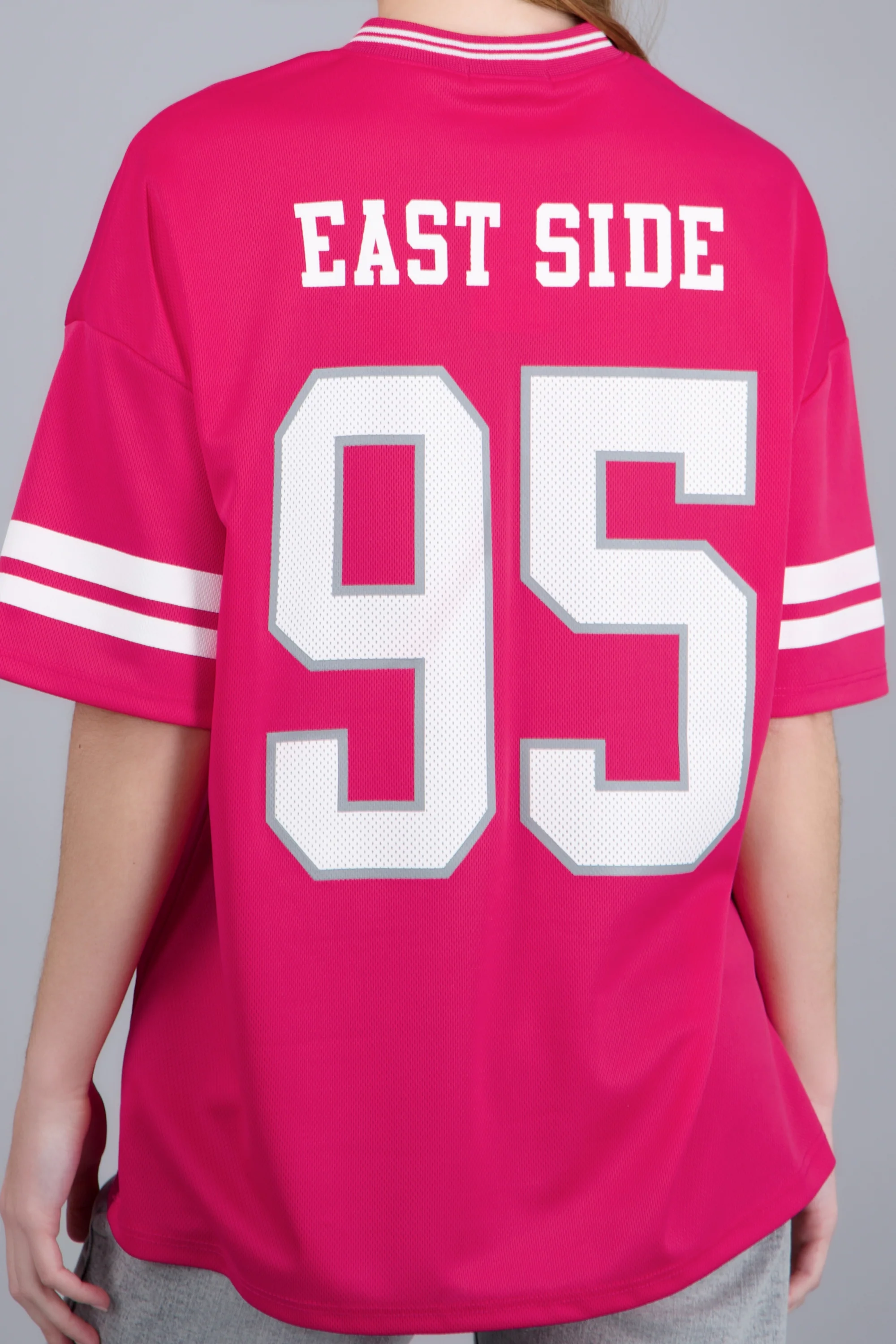 Playera deportiva estampado numeros - Image 10