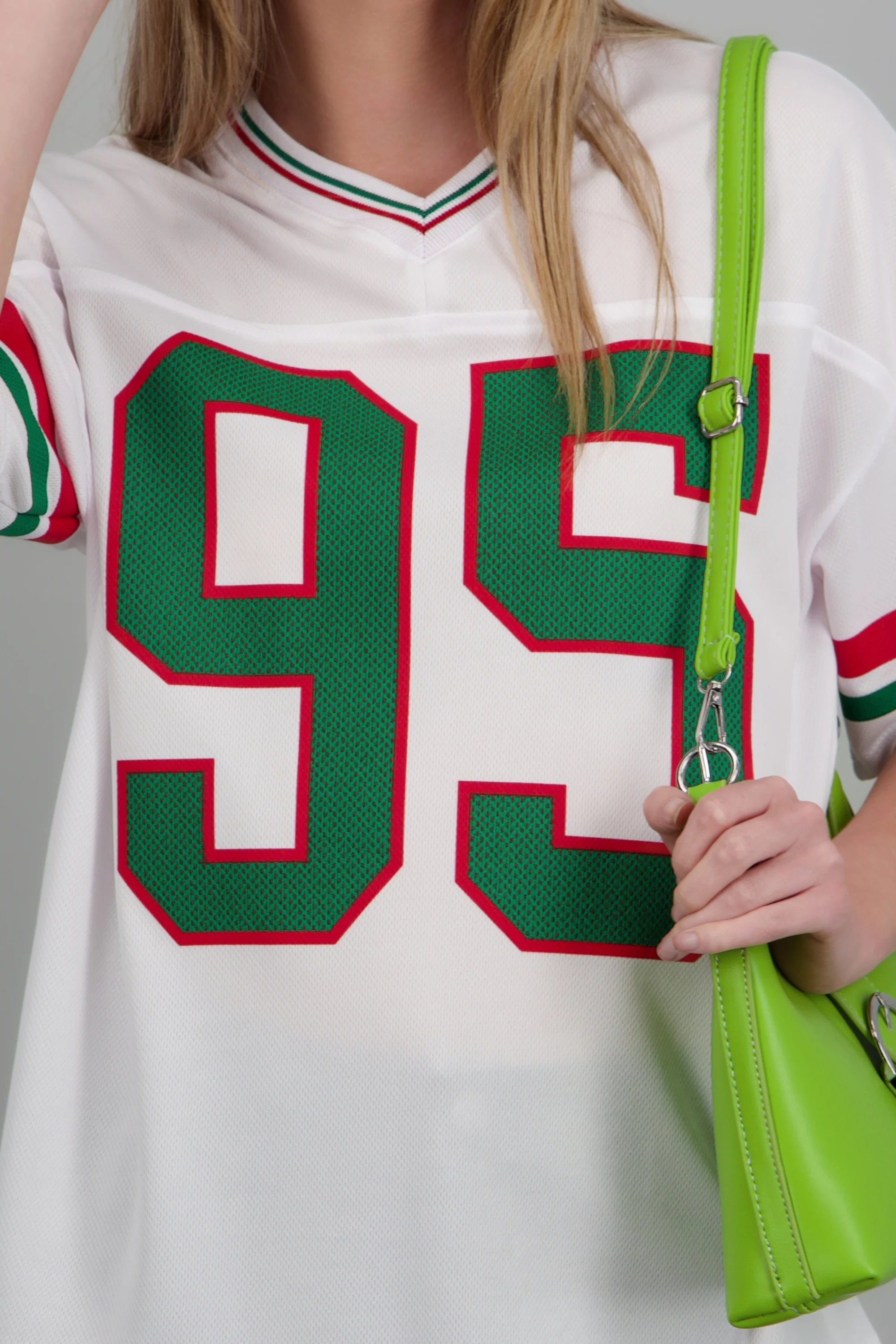 Playera deportiva estampado numeros - Image 5