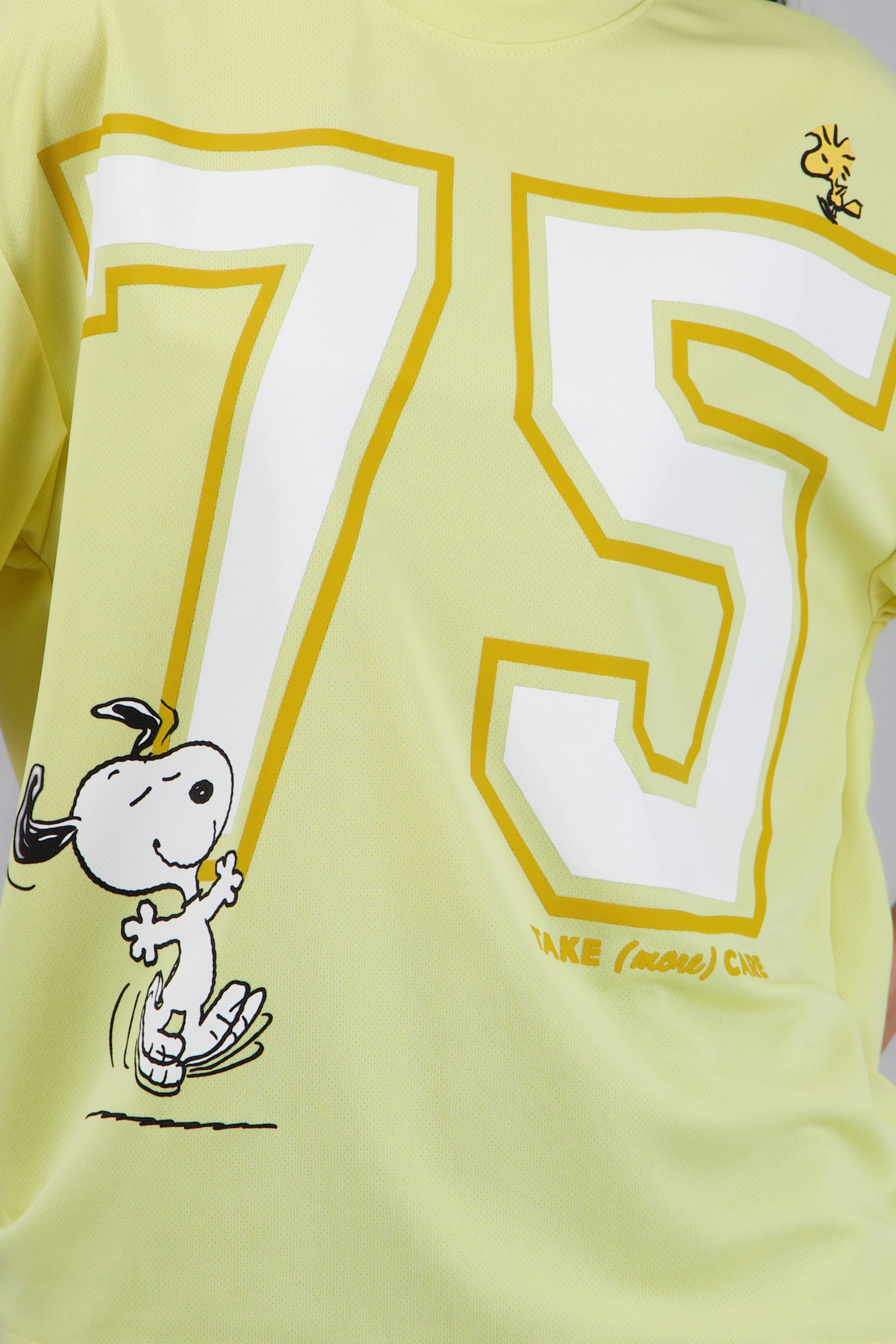 Playera deportiva Snoopy - Image 5
