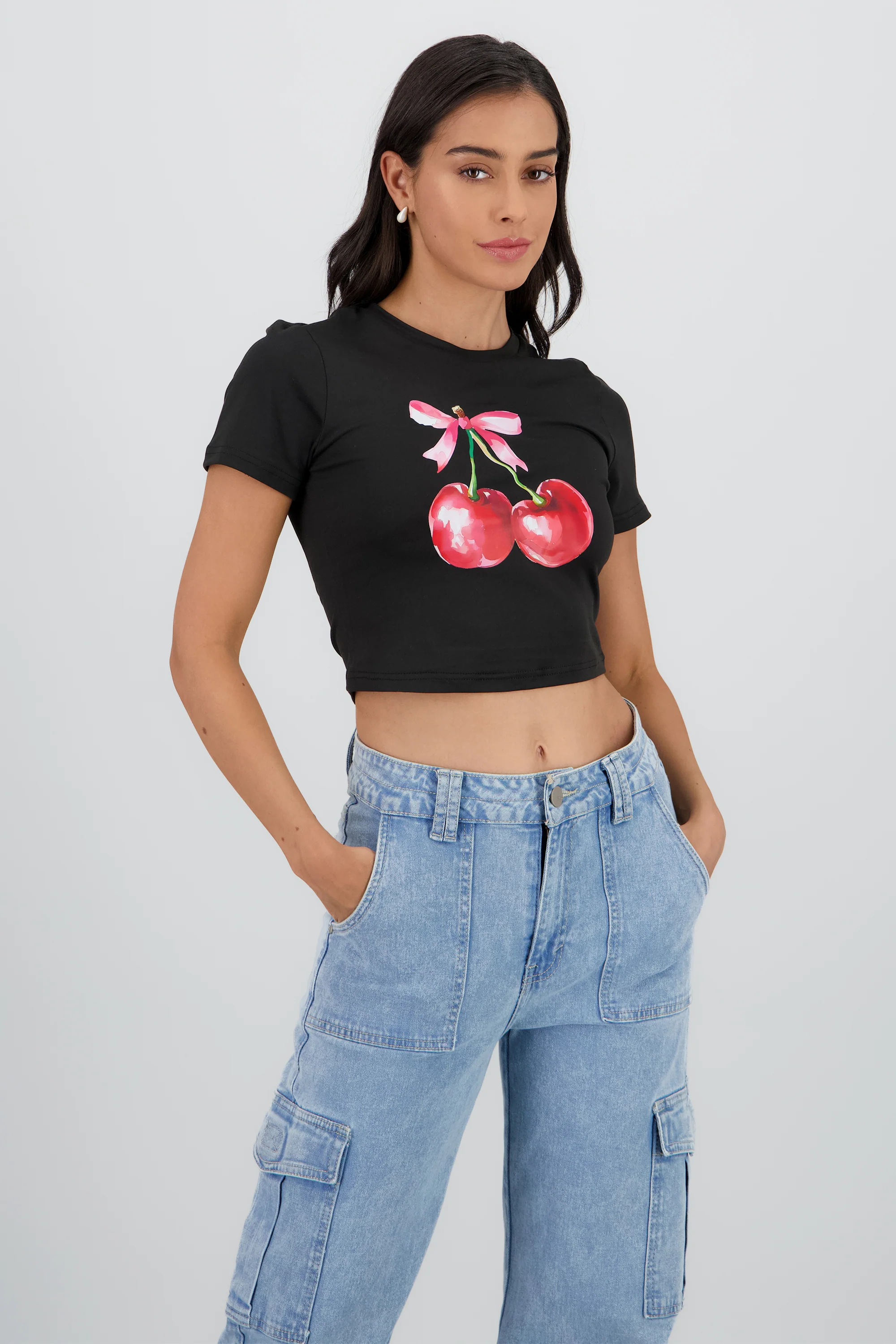Playera estampada cerezas