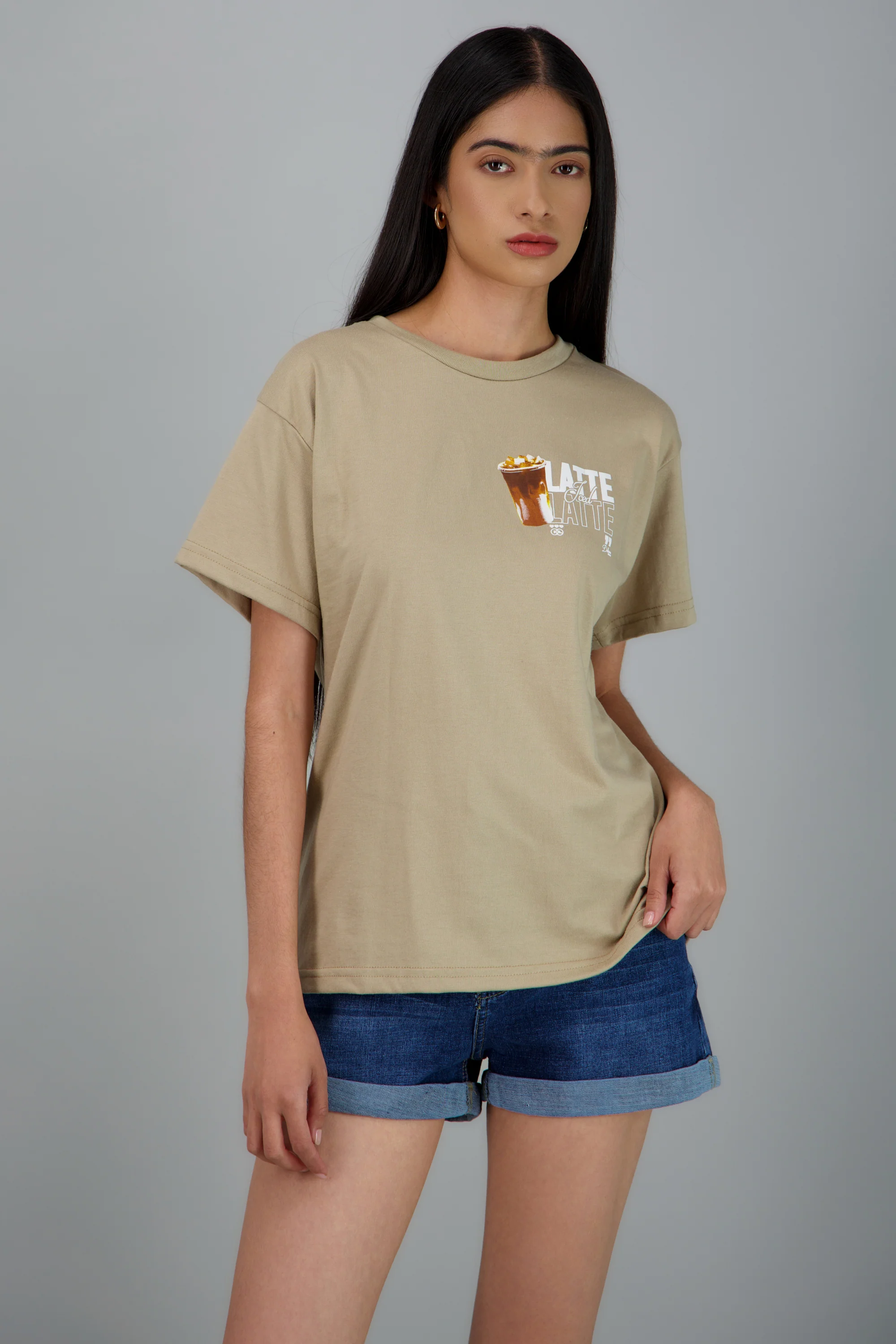 Playera manga corta estampado latte