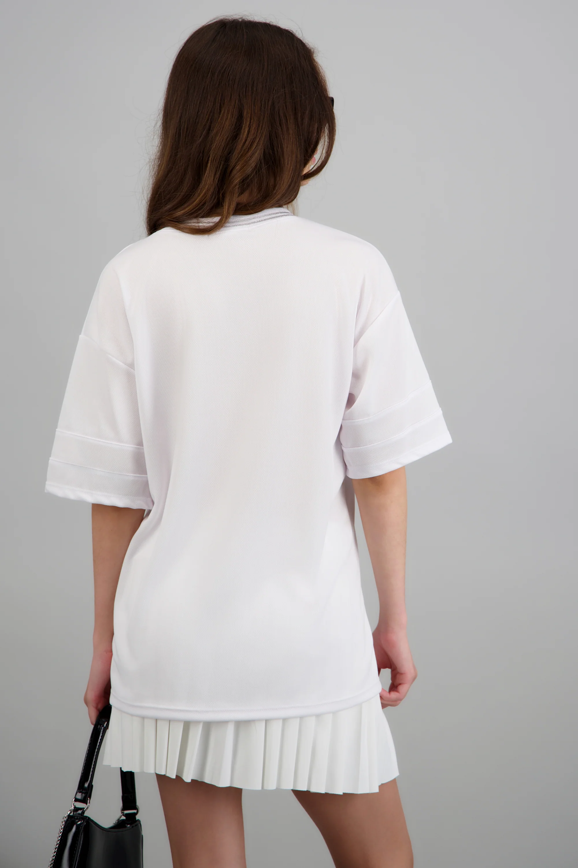 Playera oversized estampado numero - Image 3