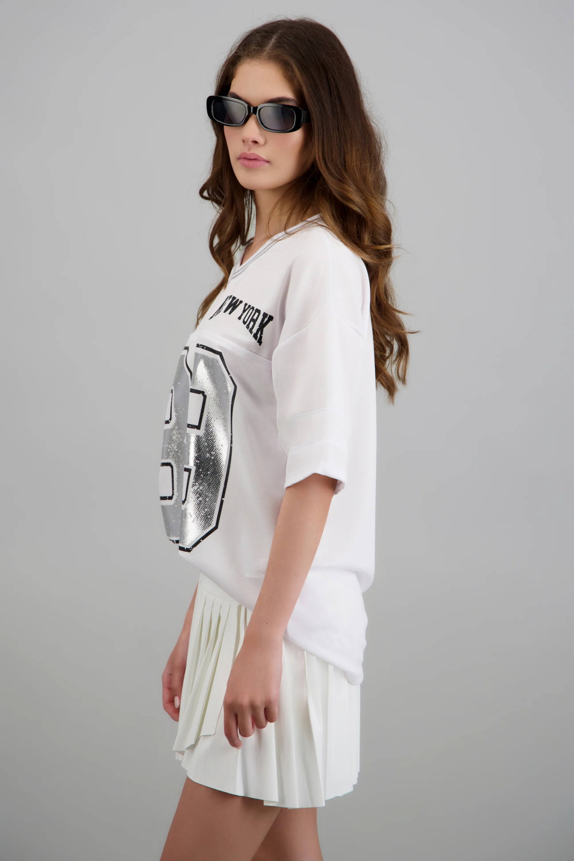 Playera oversized estampado numero - Image 4
