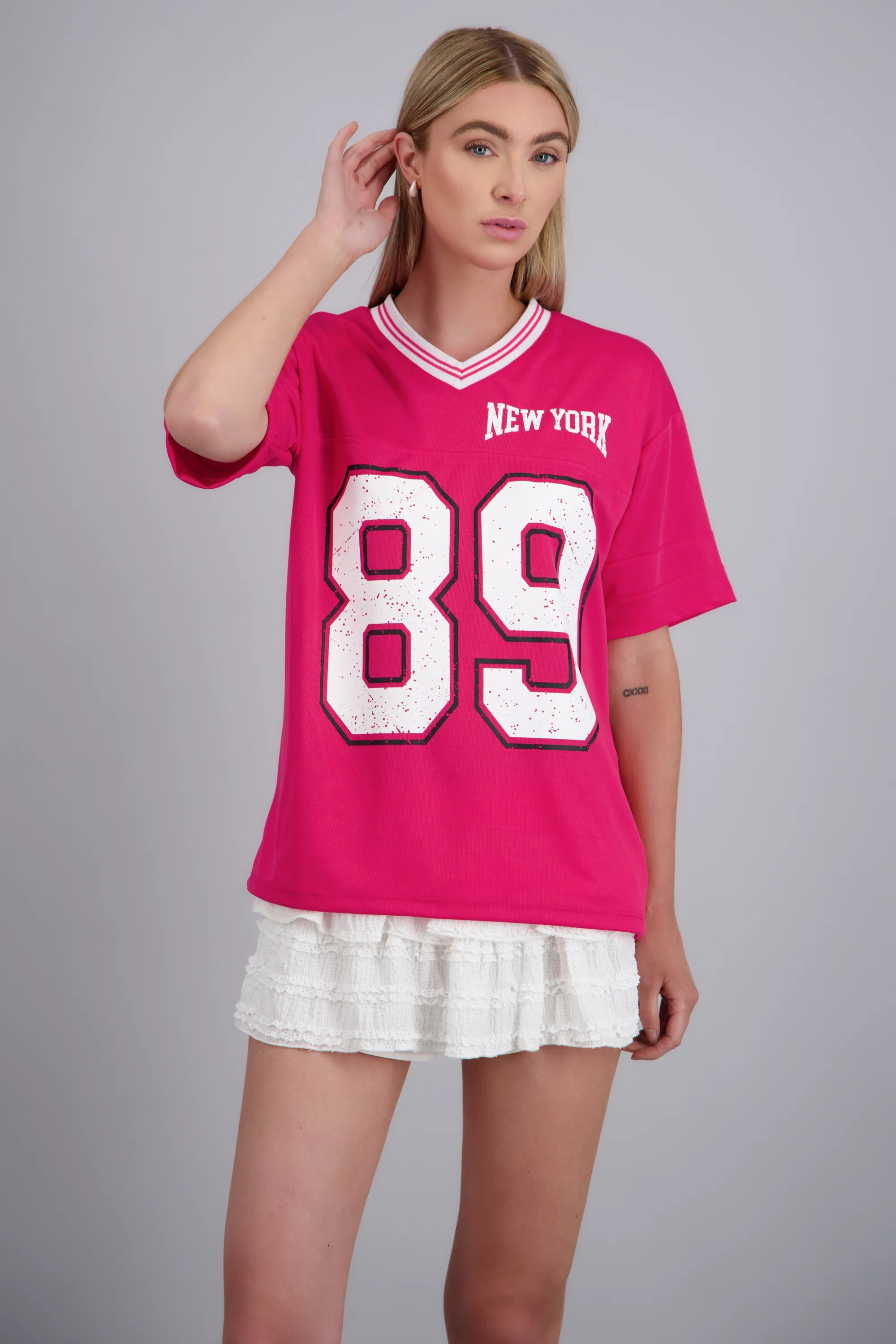 Playera oversized estampado numero