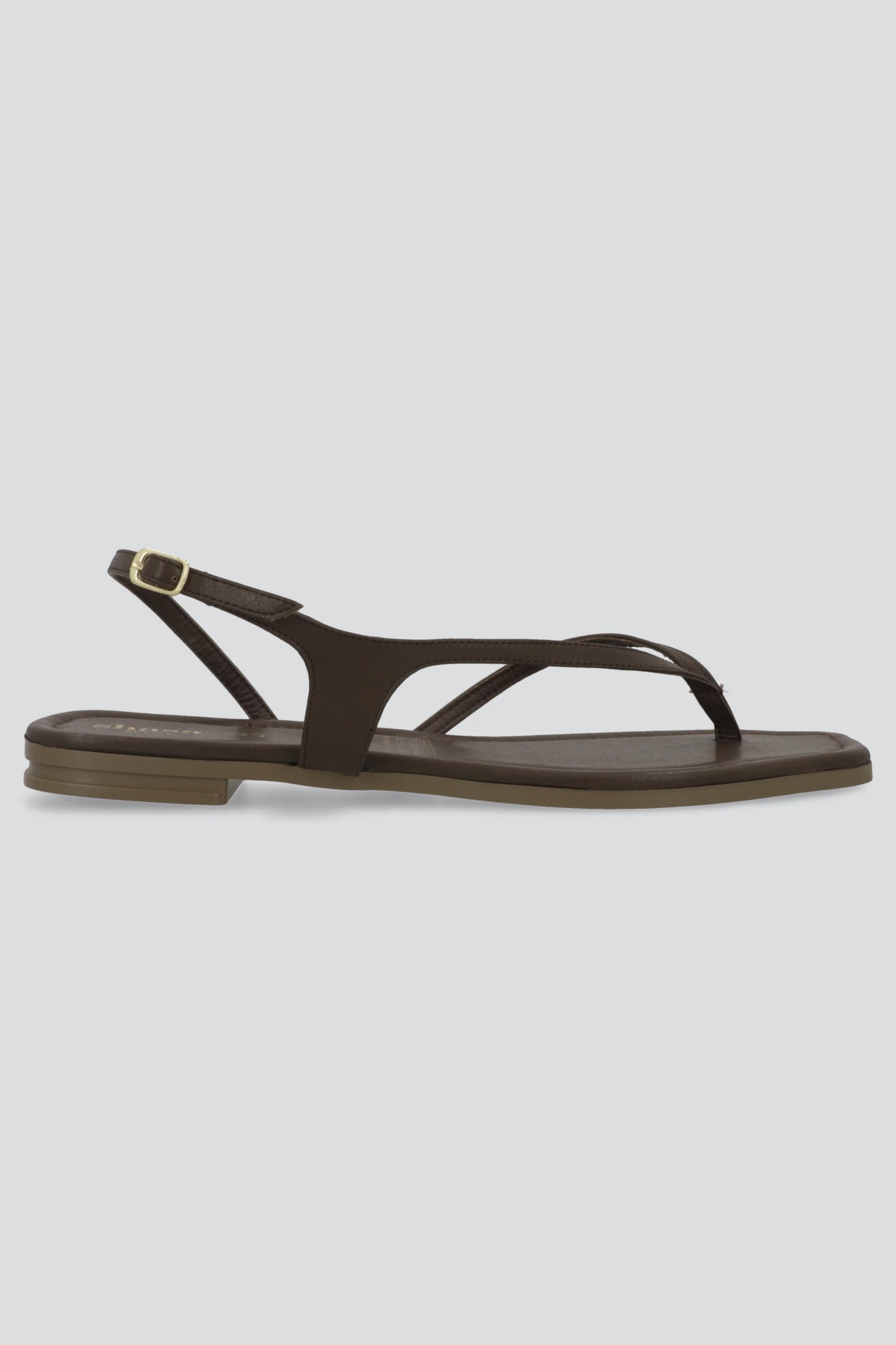 Sandalia slingback pata de gallo