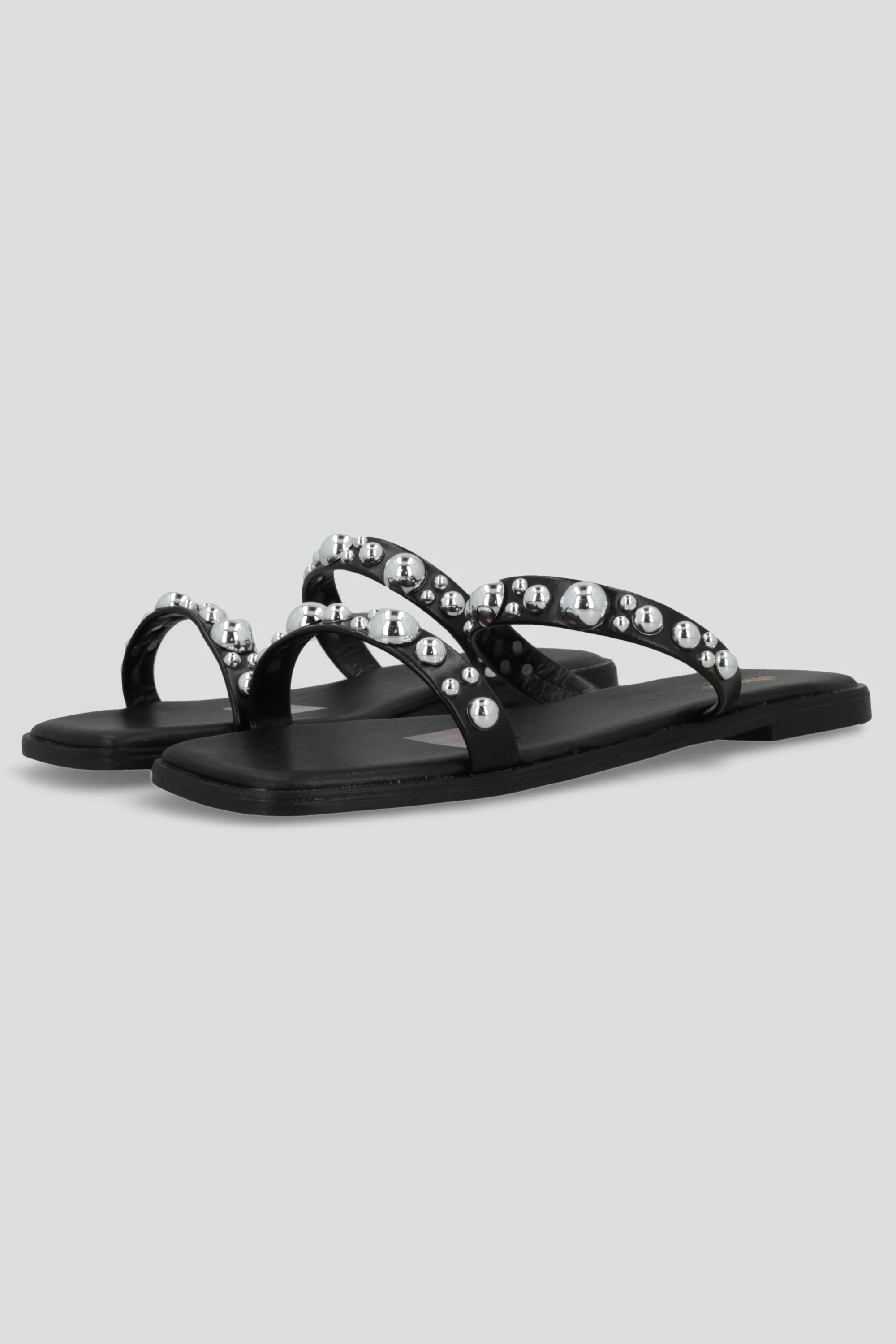 Sandalia tiras studs 3D - Image 3