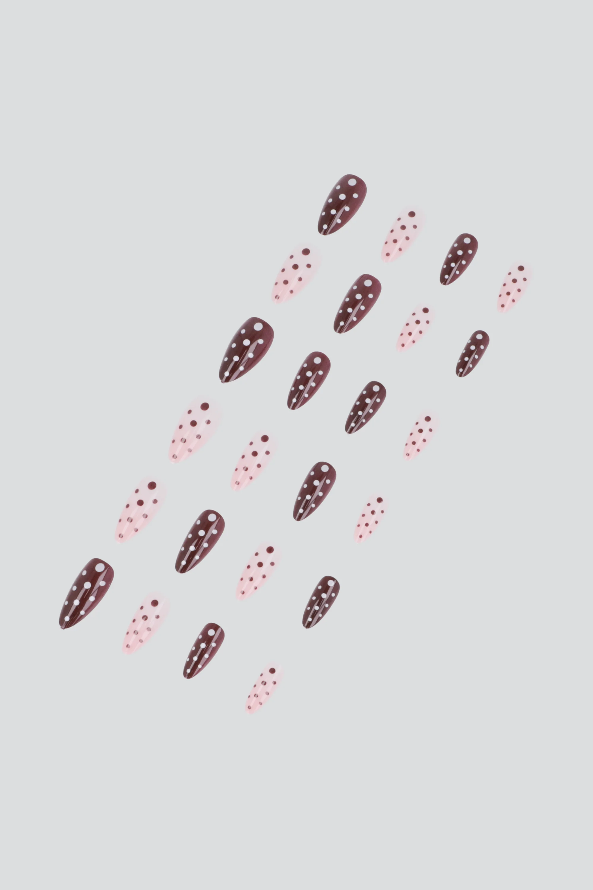 Set 24 uñas polka contraste - Image 2