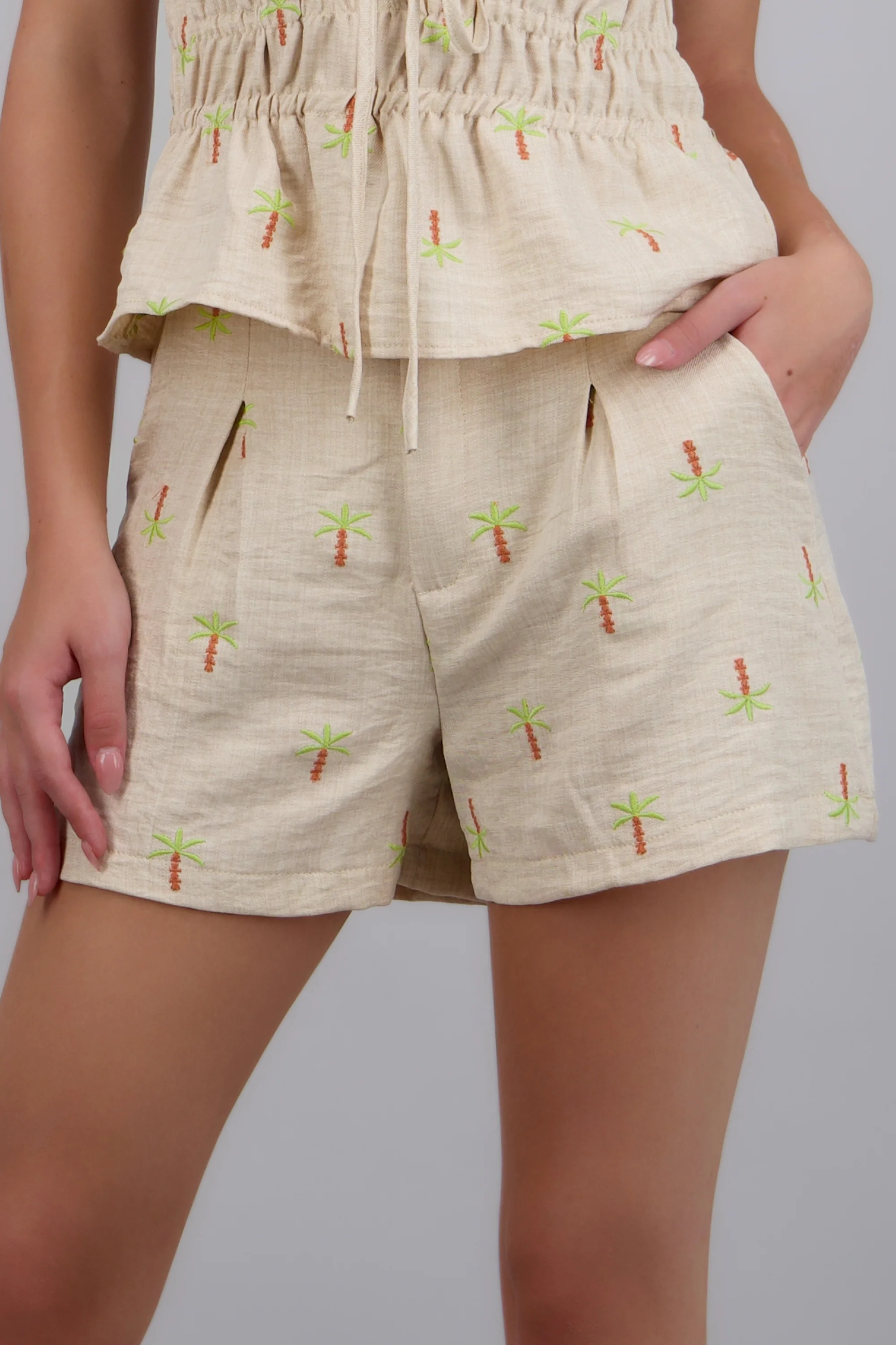 Short bordado palmeras - Image 5