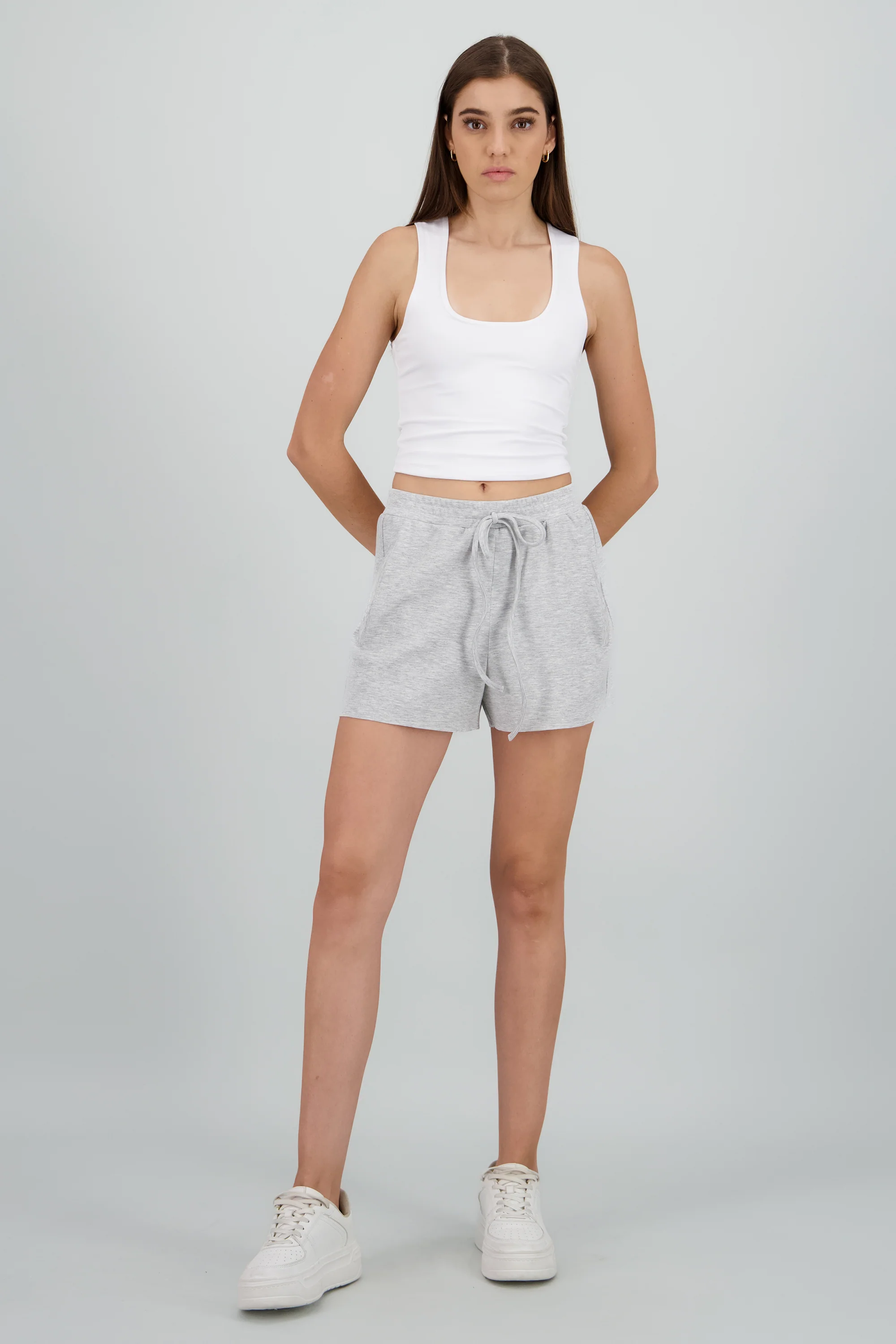 Shorts con bolsas tacto suave
