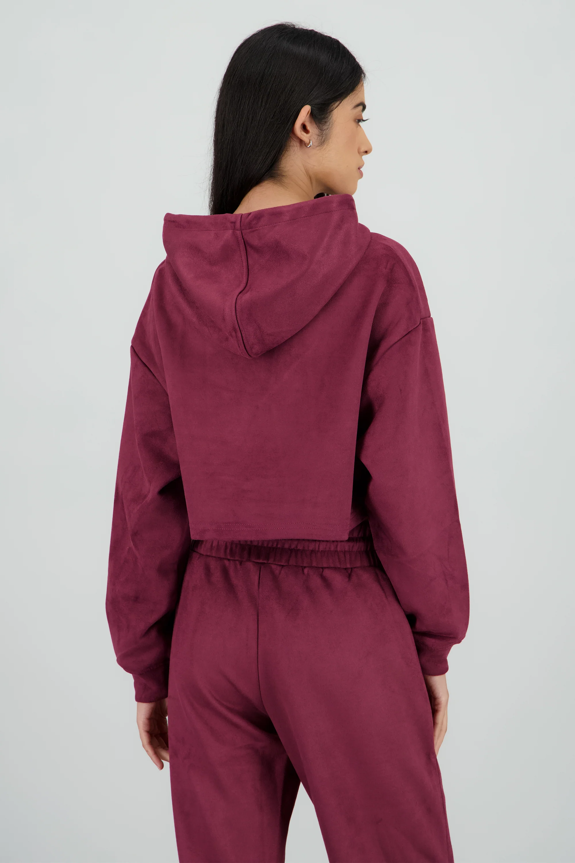 Sudadera crop detalle textura - Image 4