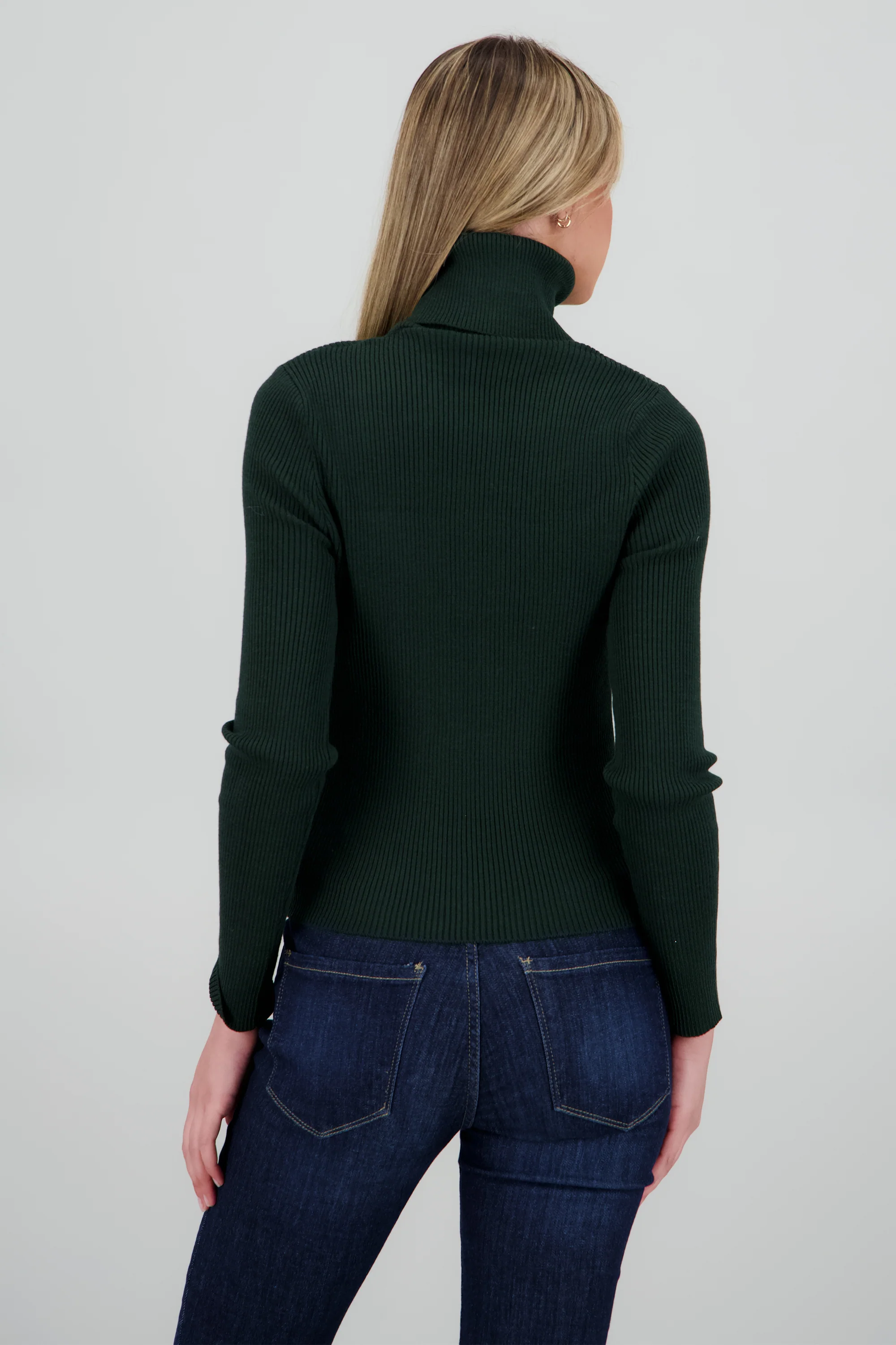 Sueter acanalado con cuello alto - Image 9