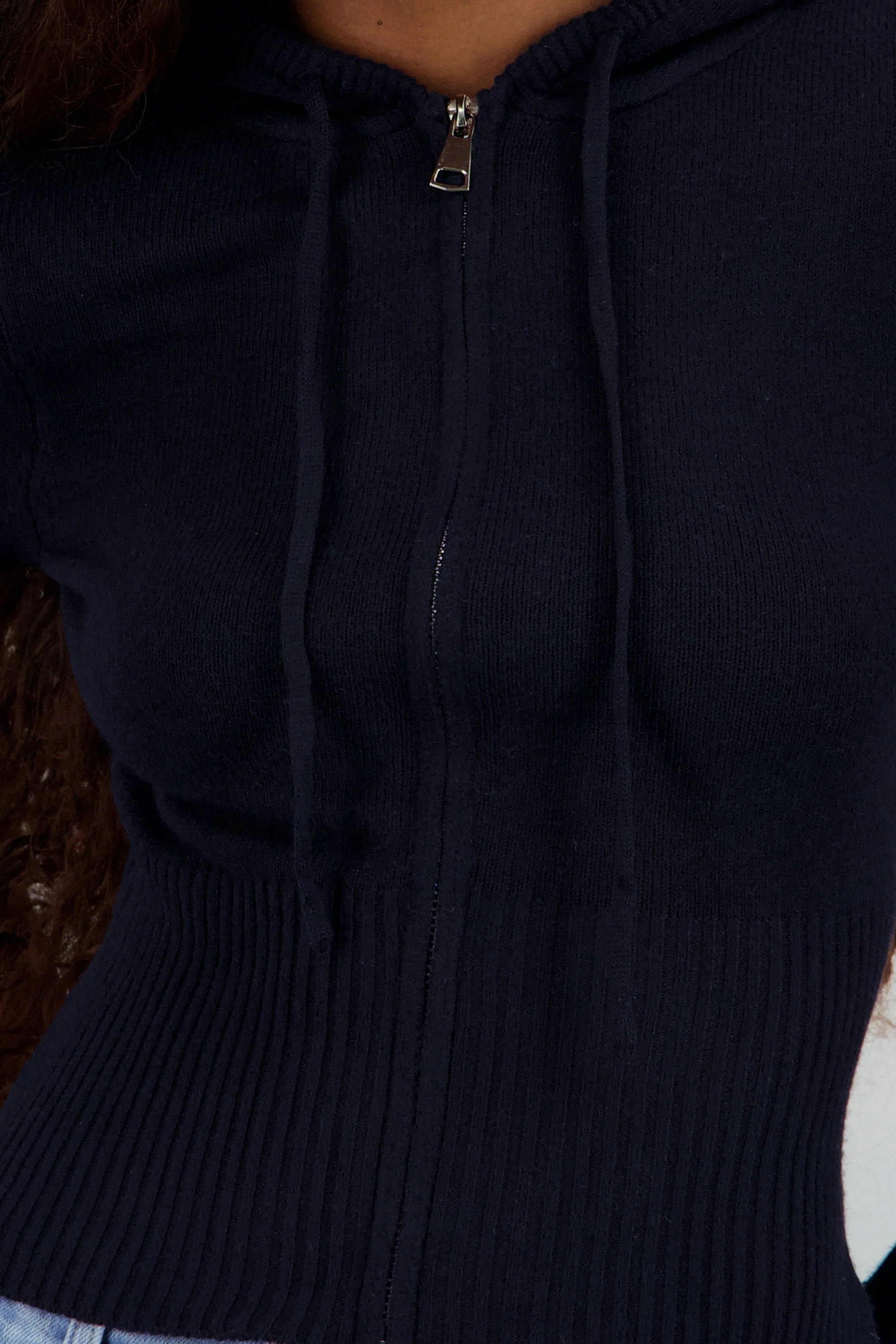 Sueter con cierre y gorro - Image 5