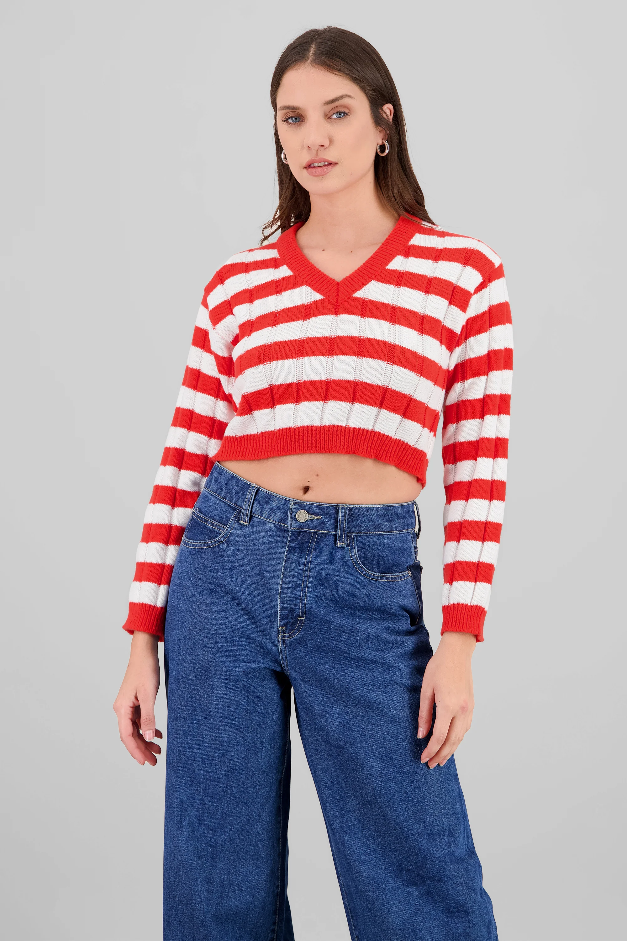 Sueter con rayas cuello en V