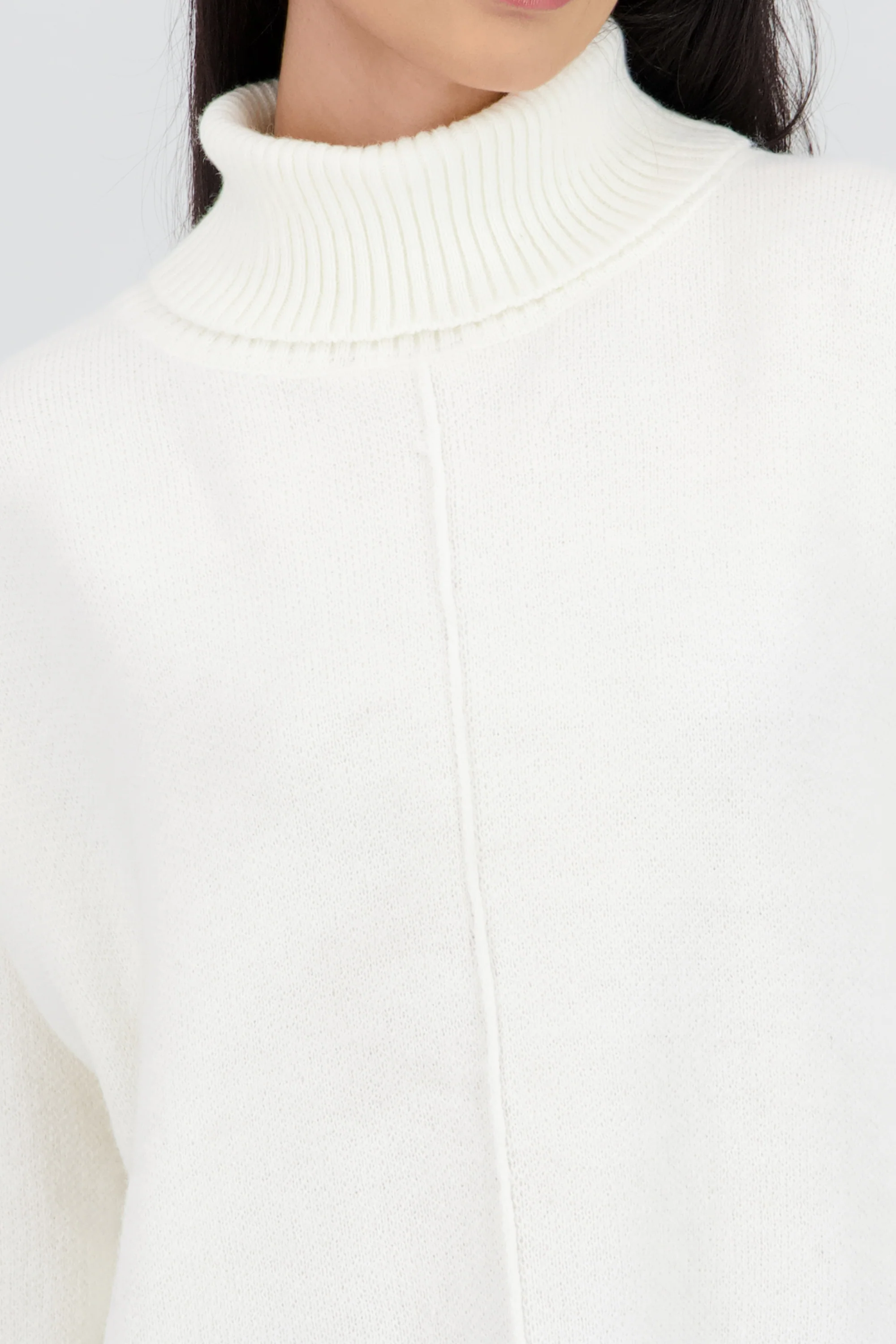 Sueter tejido cuello alto - Image 7