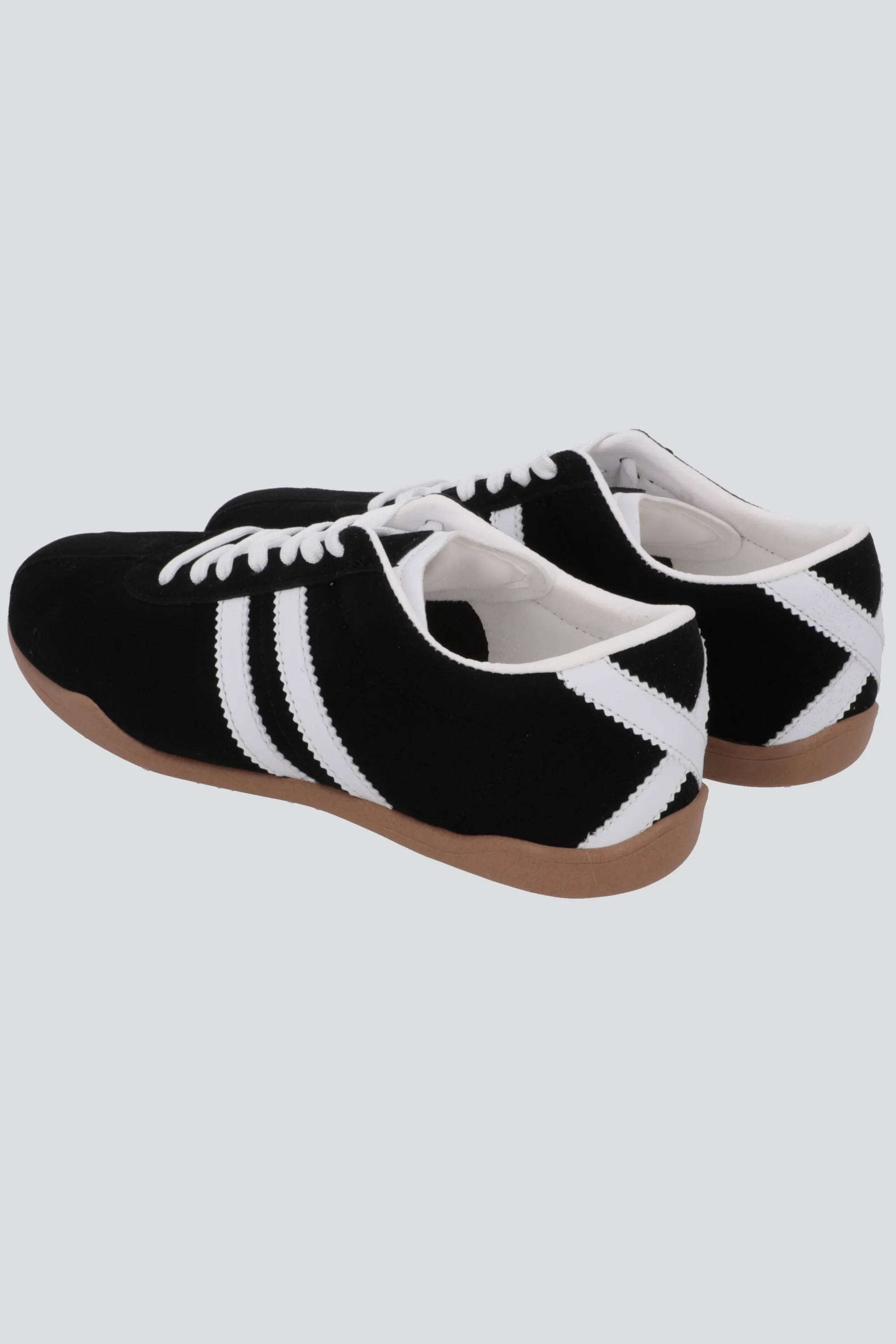 Tenis casual dos lineas gamuza - Image 4
