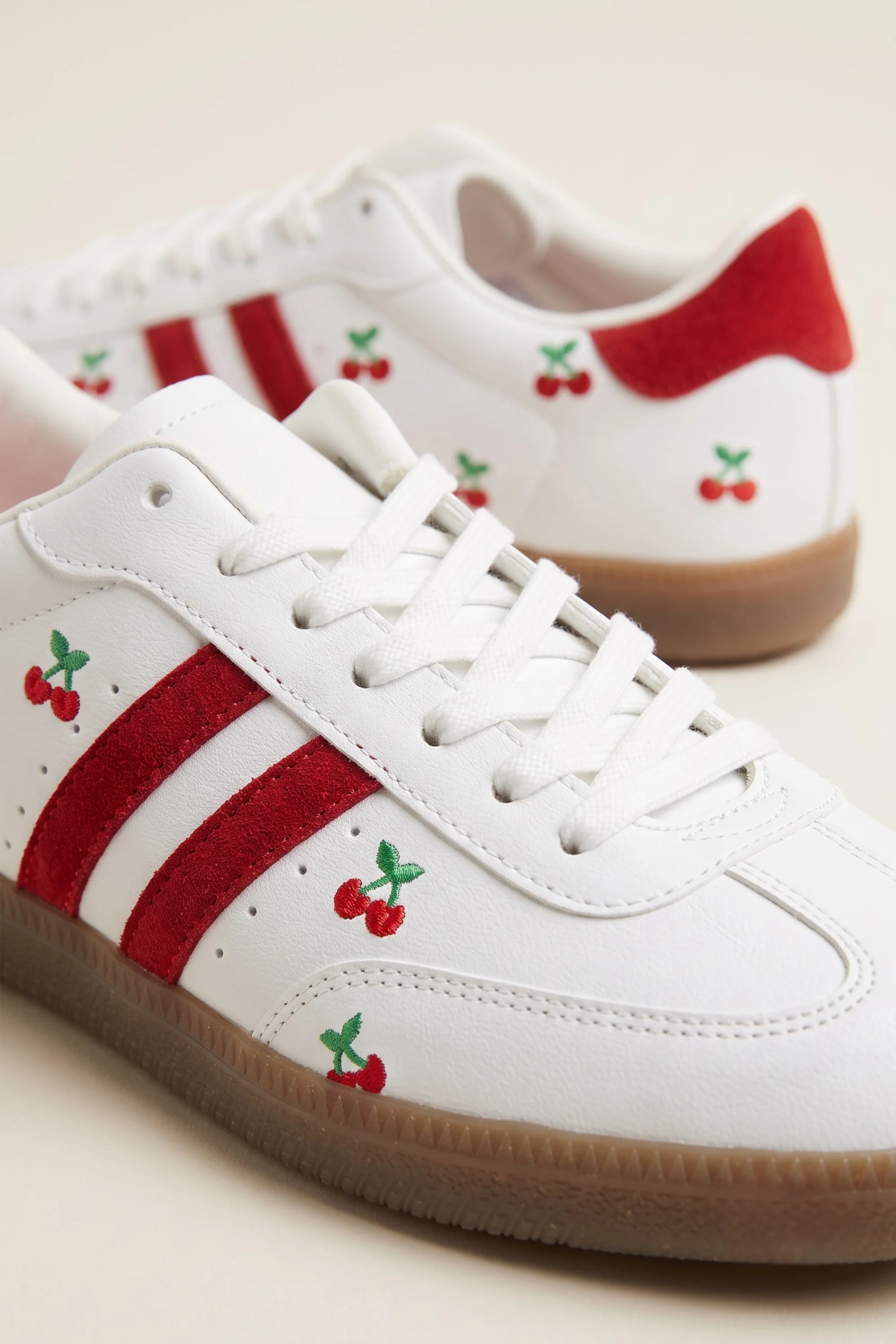 Tenis dos lineas cerezas - Image 2