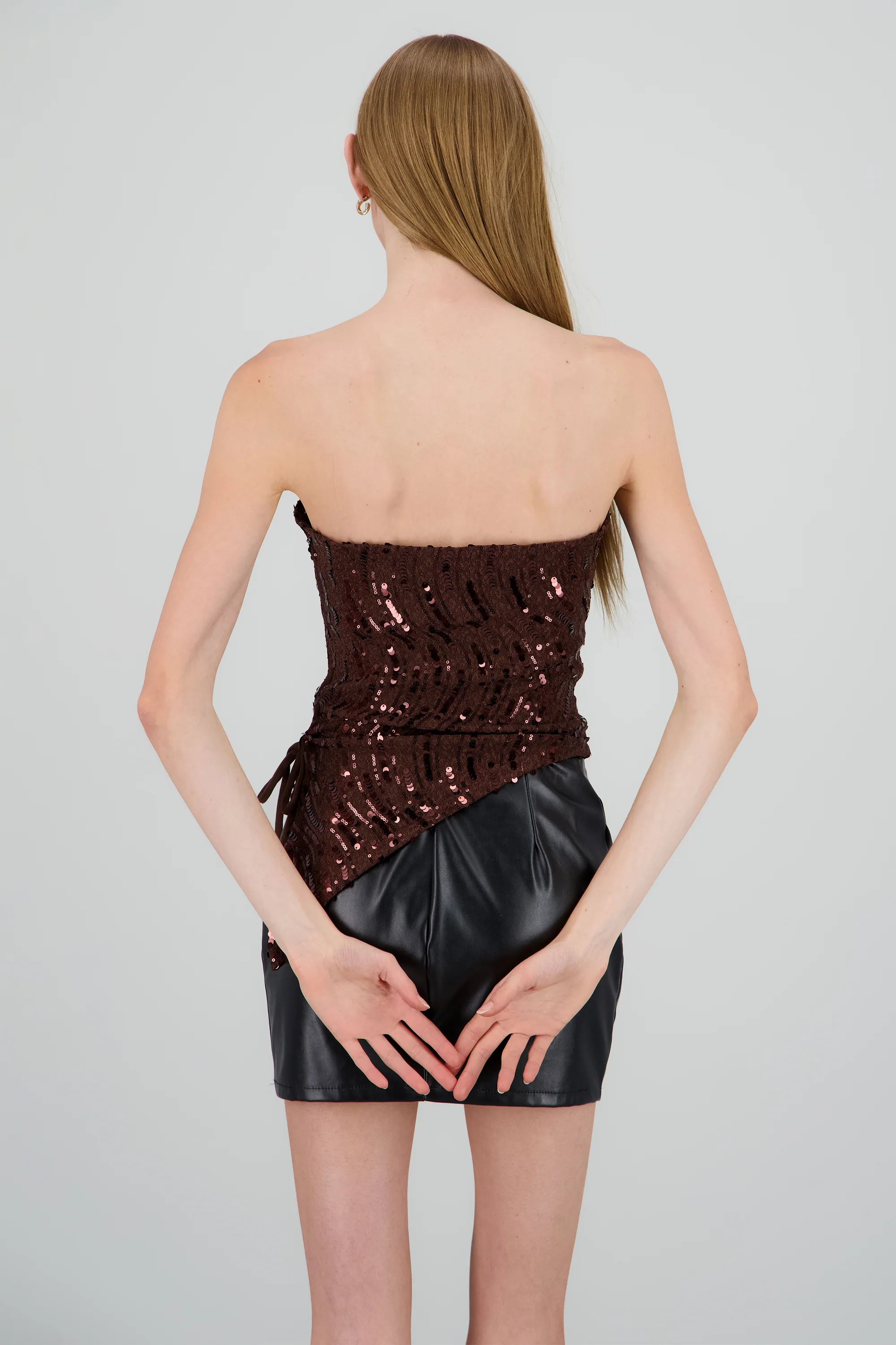Top bandeau asimetrico lentejuelas con jareta - Image 4