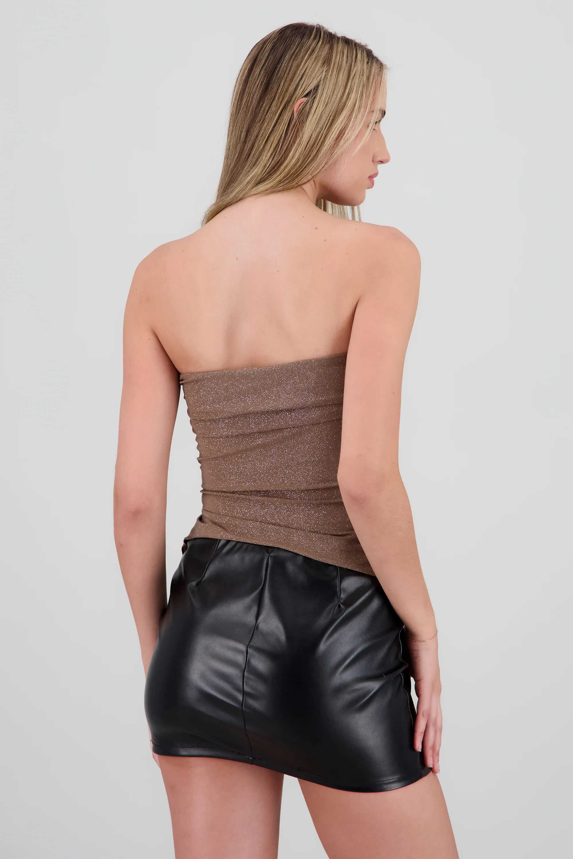 Top bandeau brillos detalle fruncido asimetrico - Image 4
