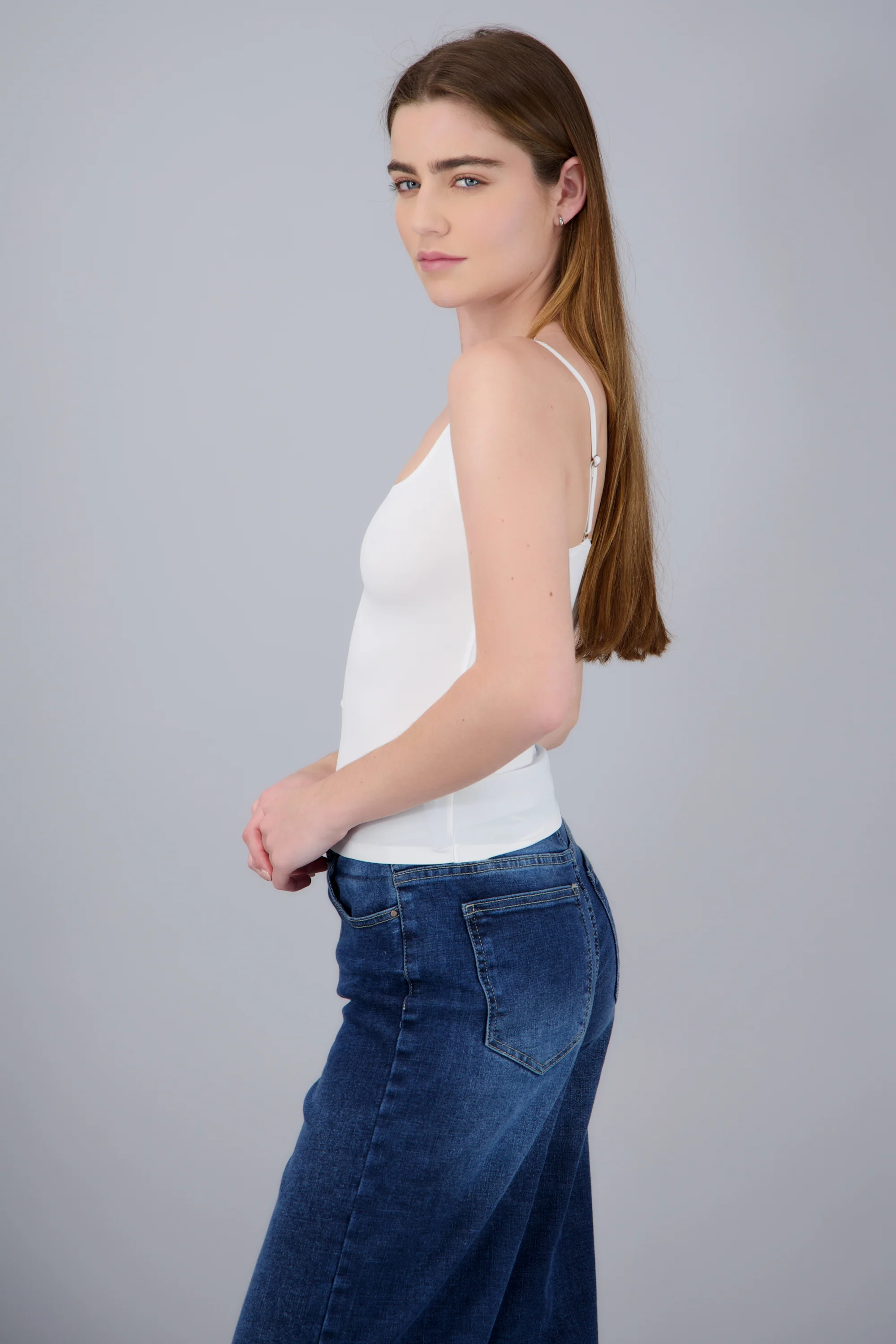 top básico slim corte recto - Image 3